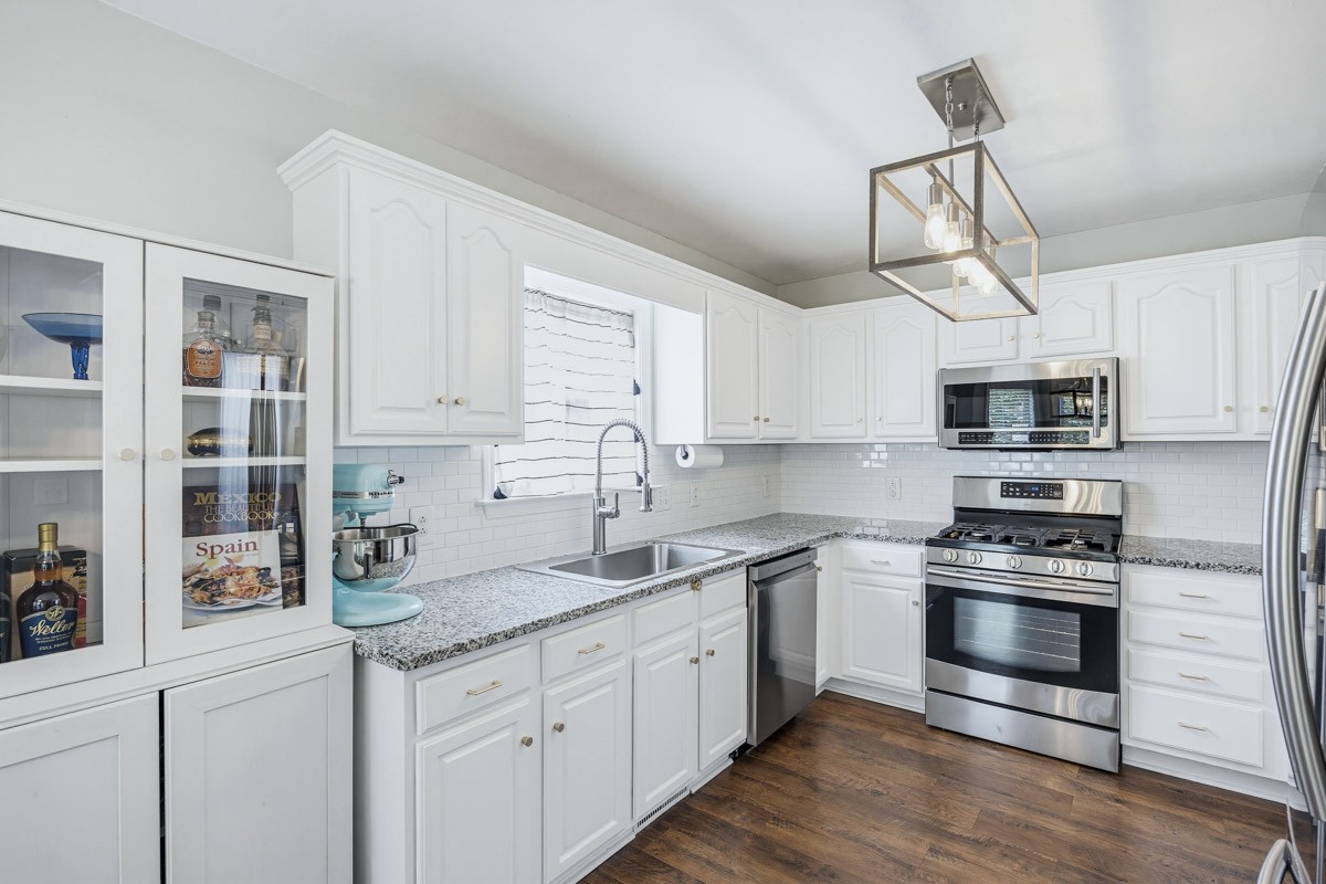 2623 Danbury Cir Property Photo 16