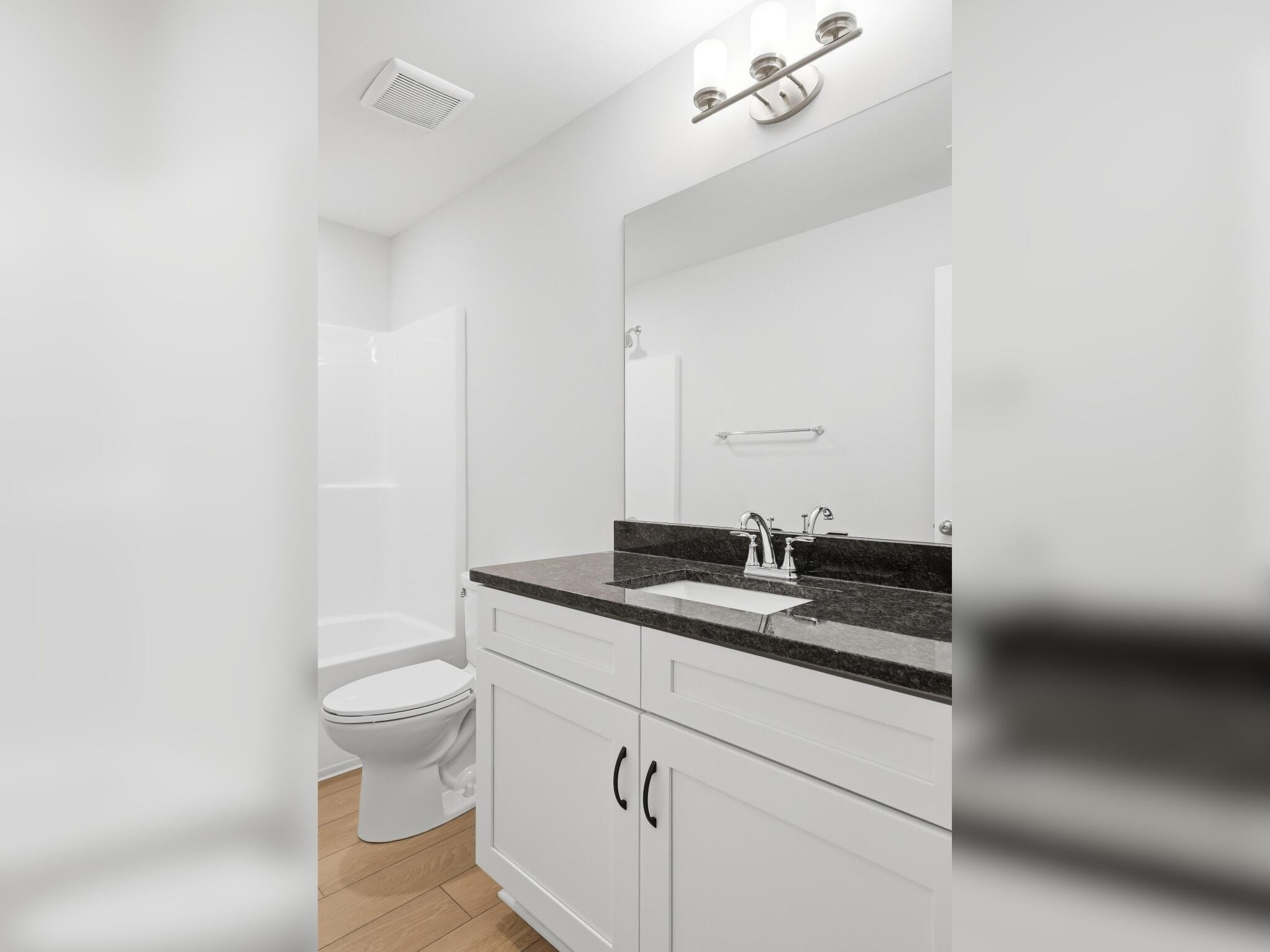 1011 Rosedew Way Property Photo 18