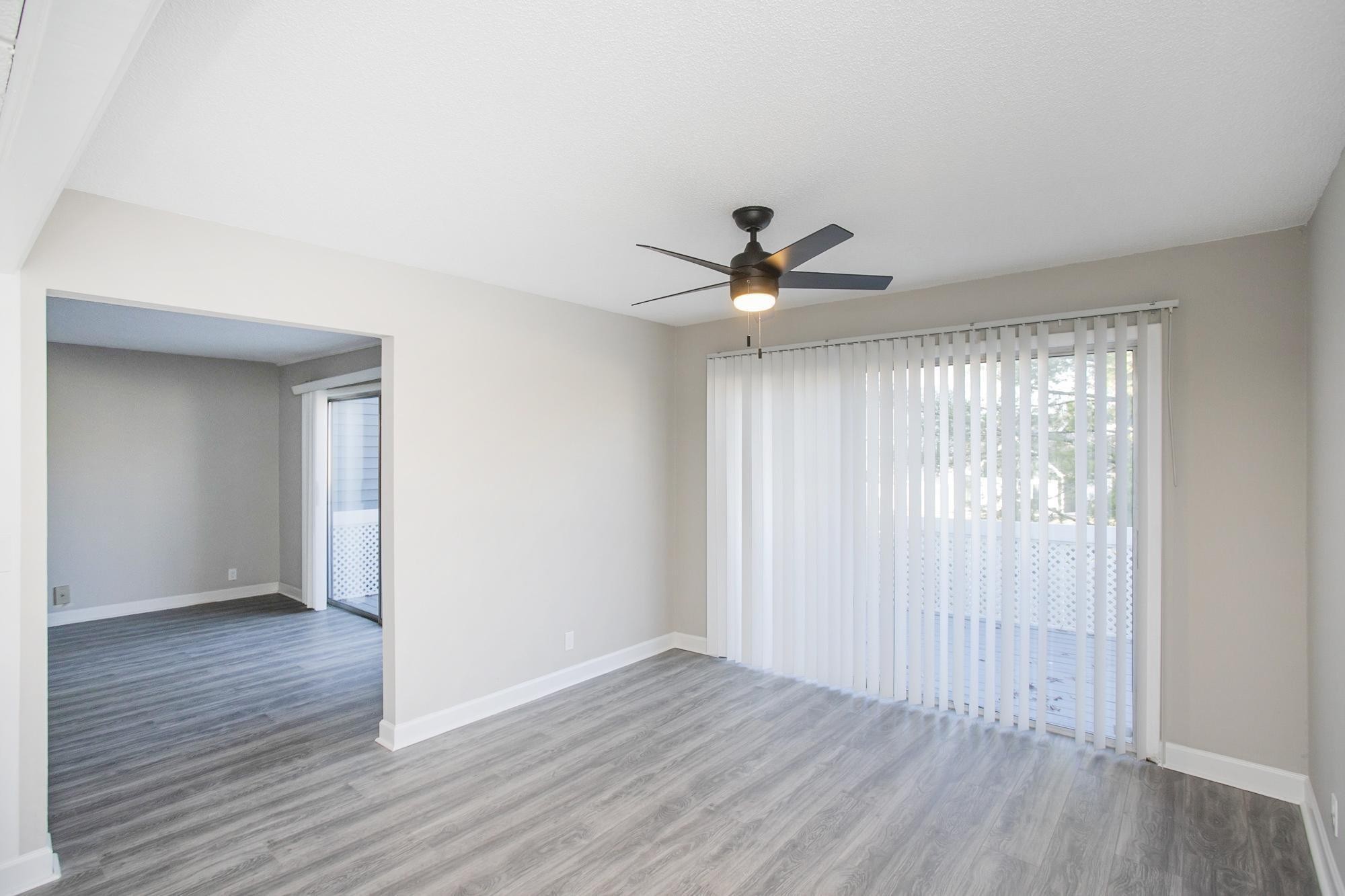 421 Raintree Pl Property Photo 8