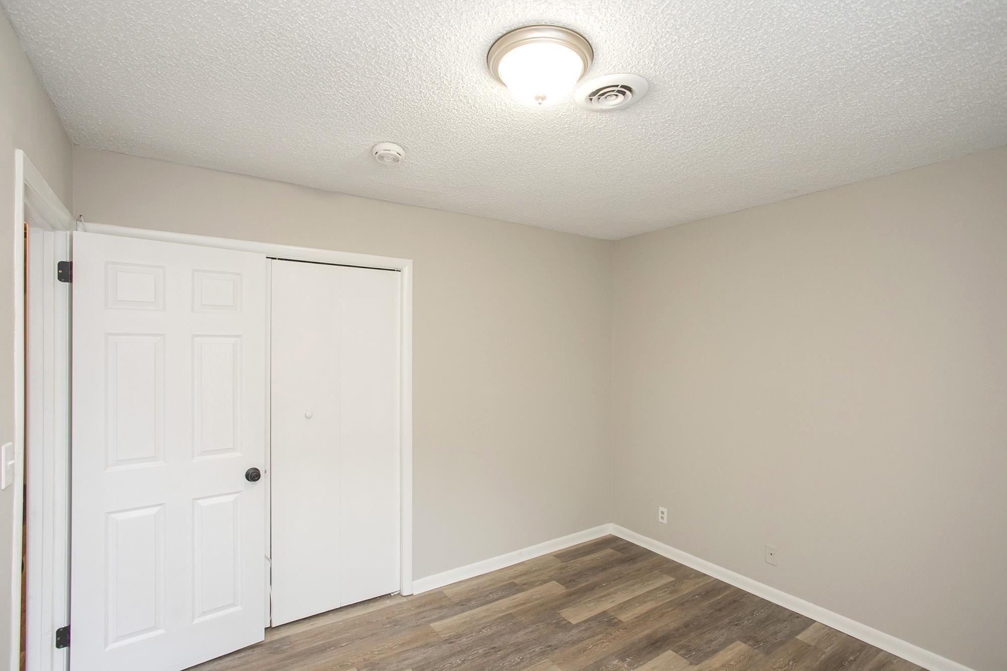 421 Raintree Pl Property Photo 27