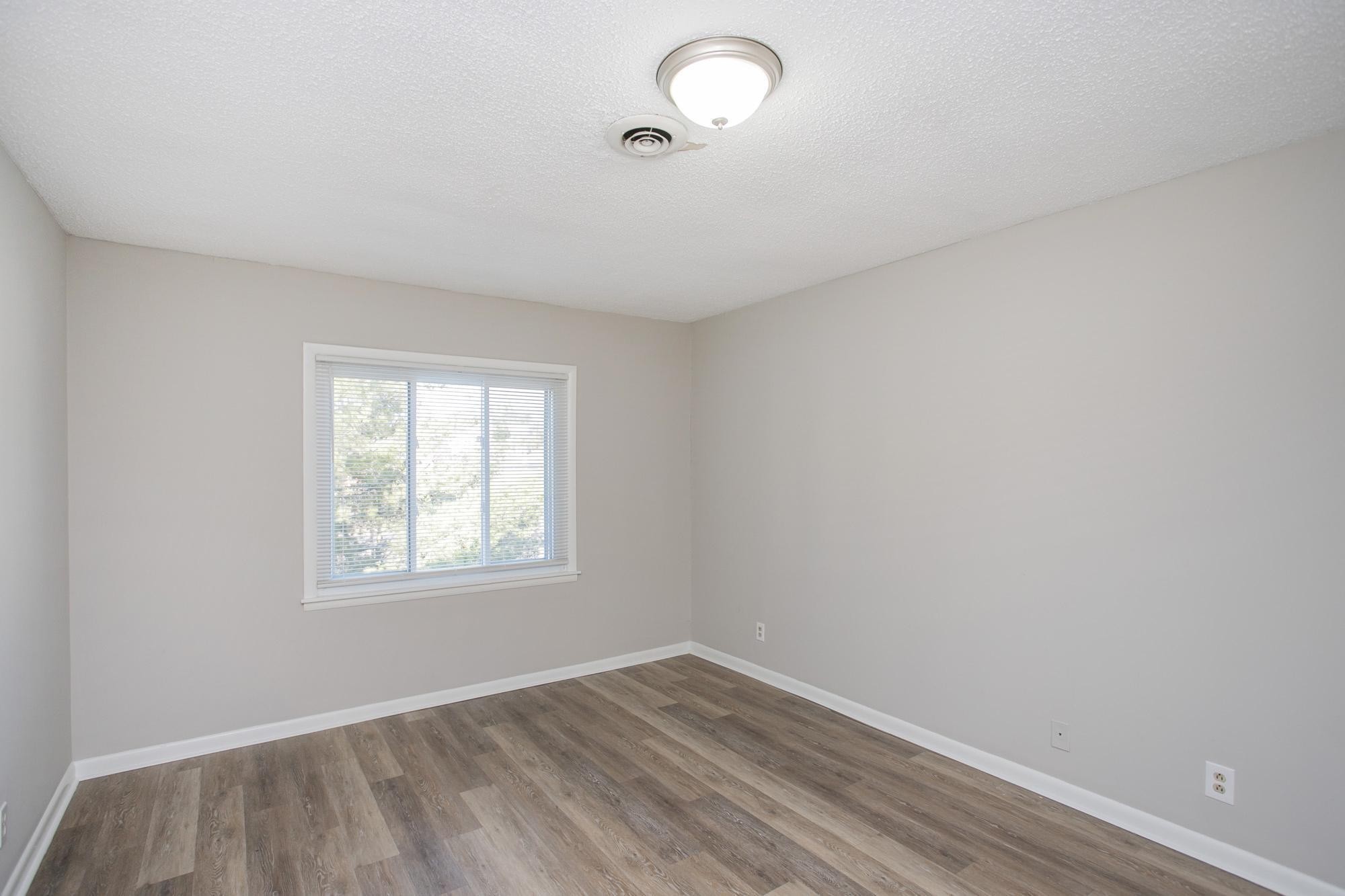 421 Raintree Pl Property Photo 38
