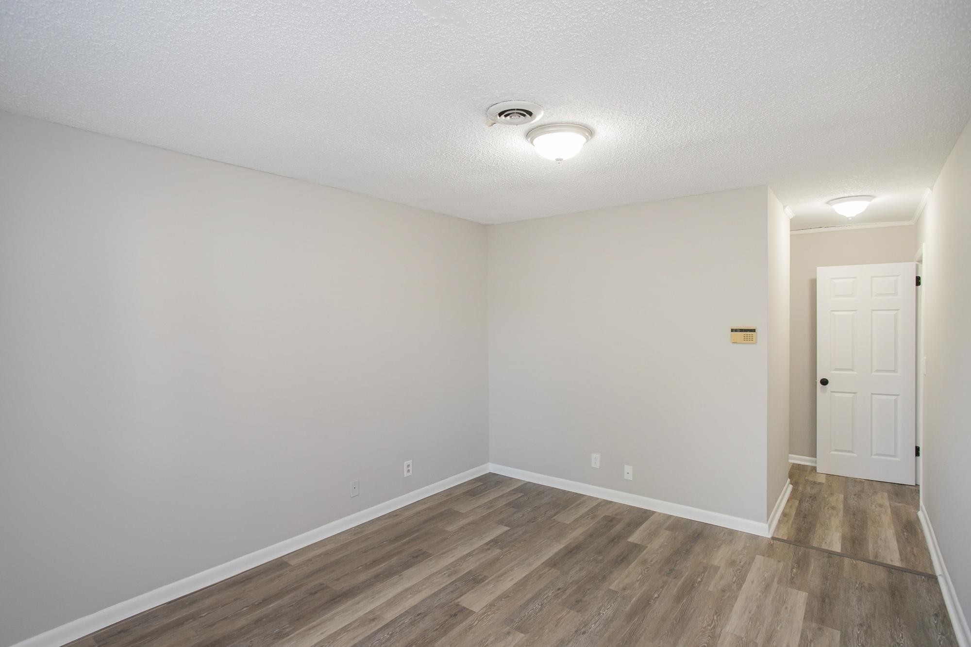 421 Raintree Pl Property Photo 39