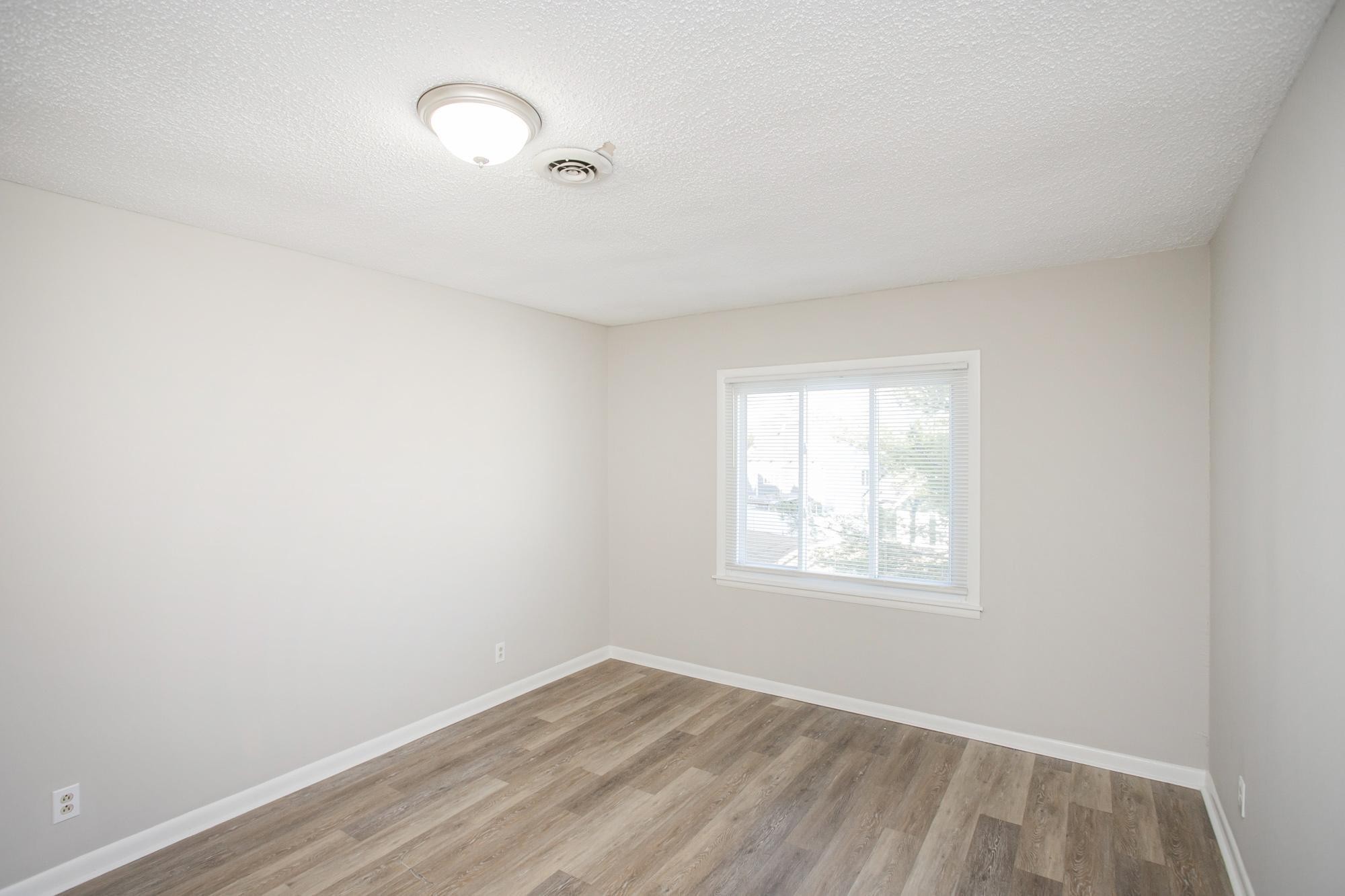 421 Raintree Pl Property Photo 40