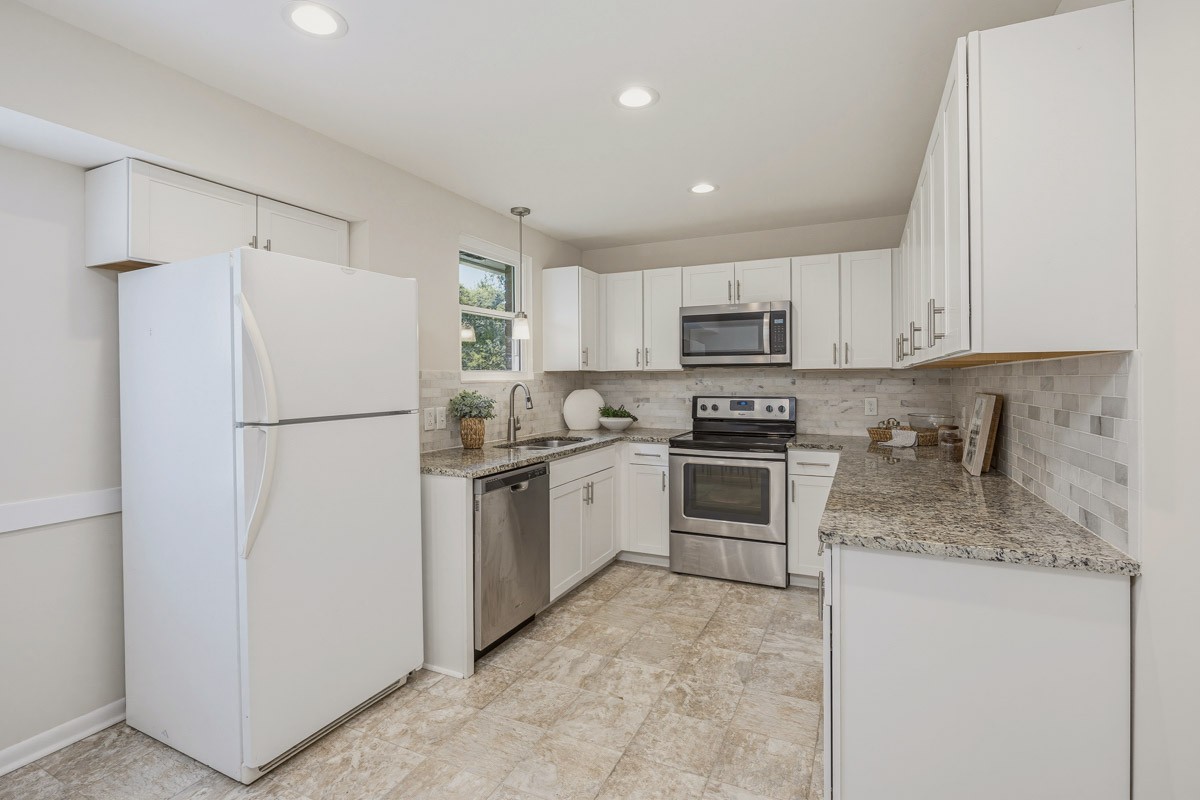 312 Ocala Cir Property Photo 13