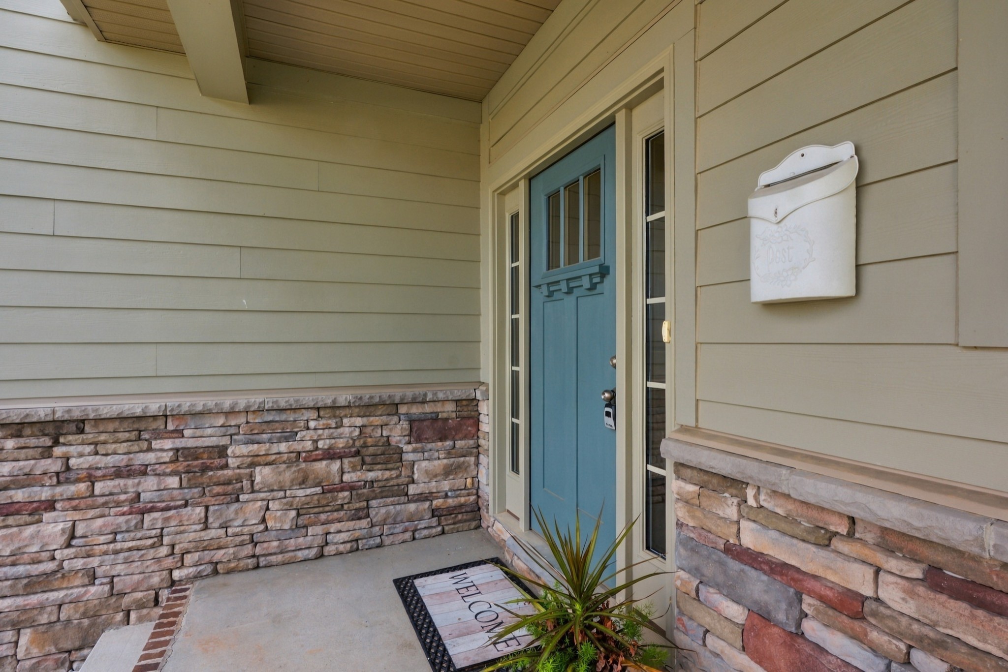 6010 Venable Ct Property Photo 4