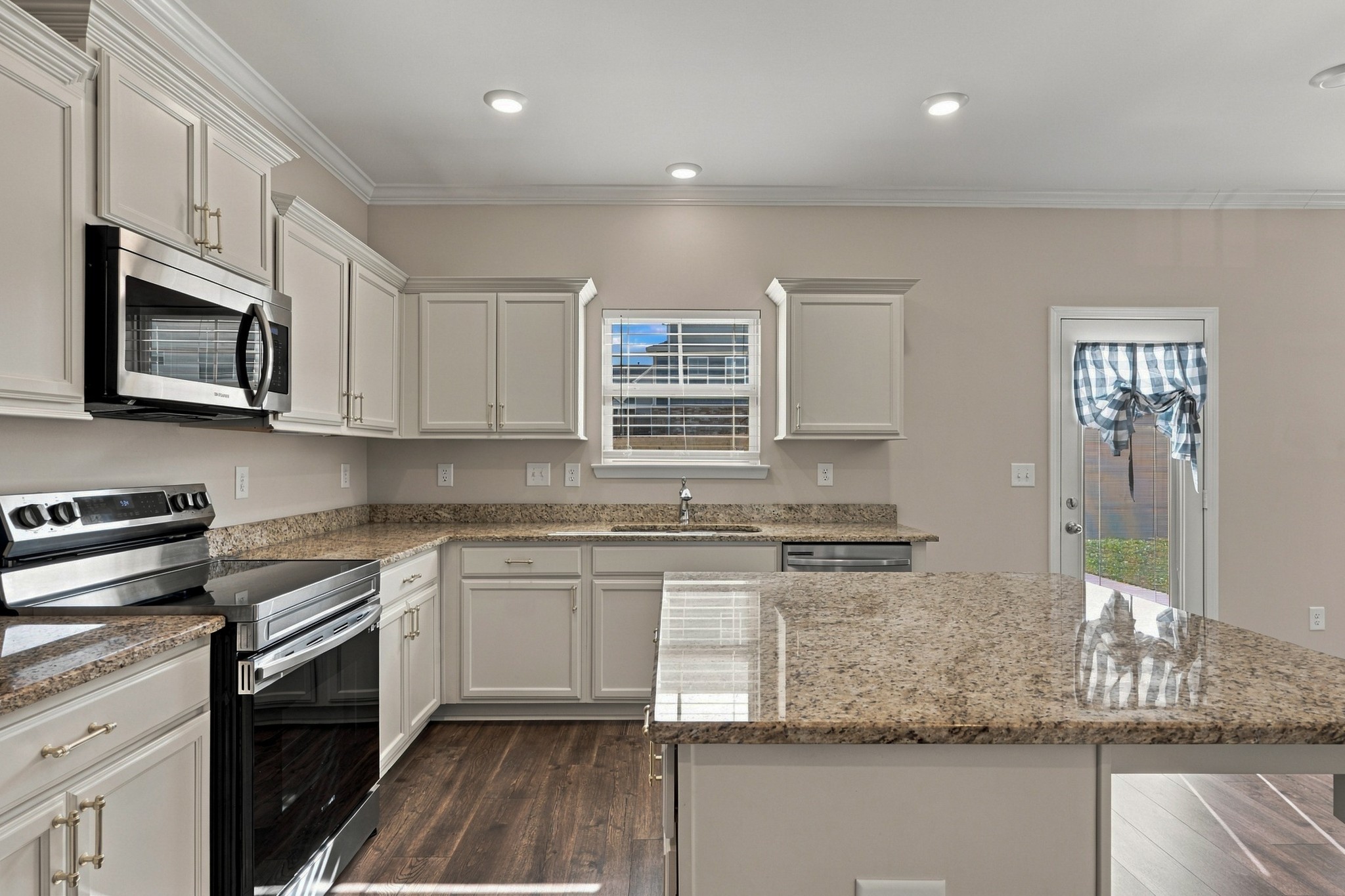 6010 Venable Ct Property Photo 16
