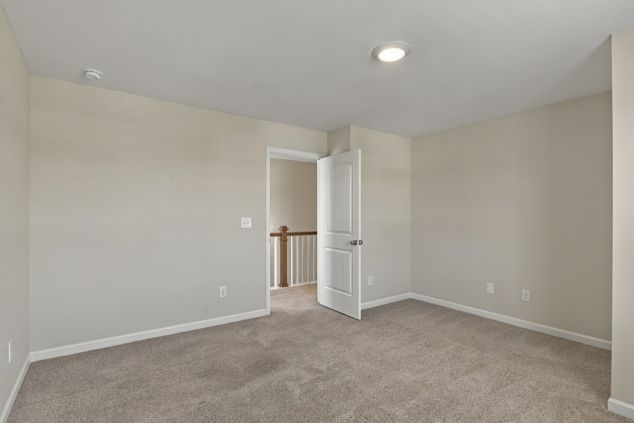 6010 Venable Ct Property Photo 28