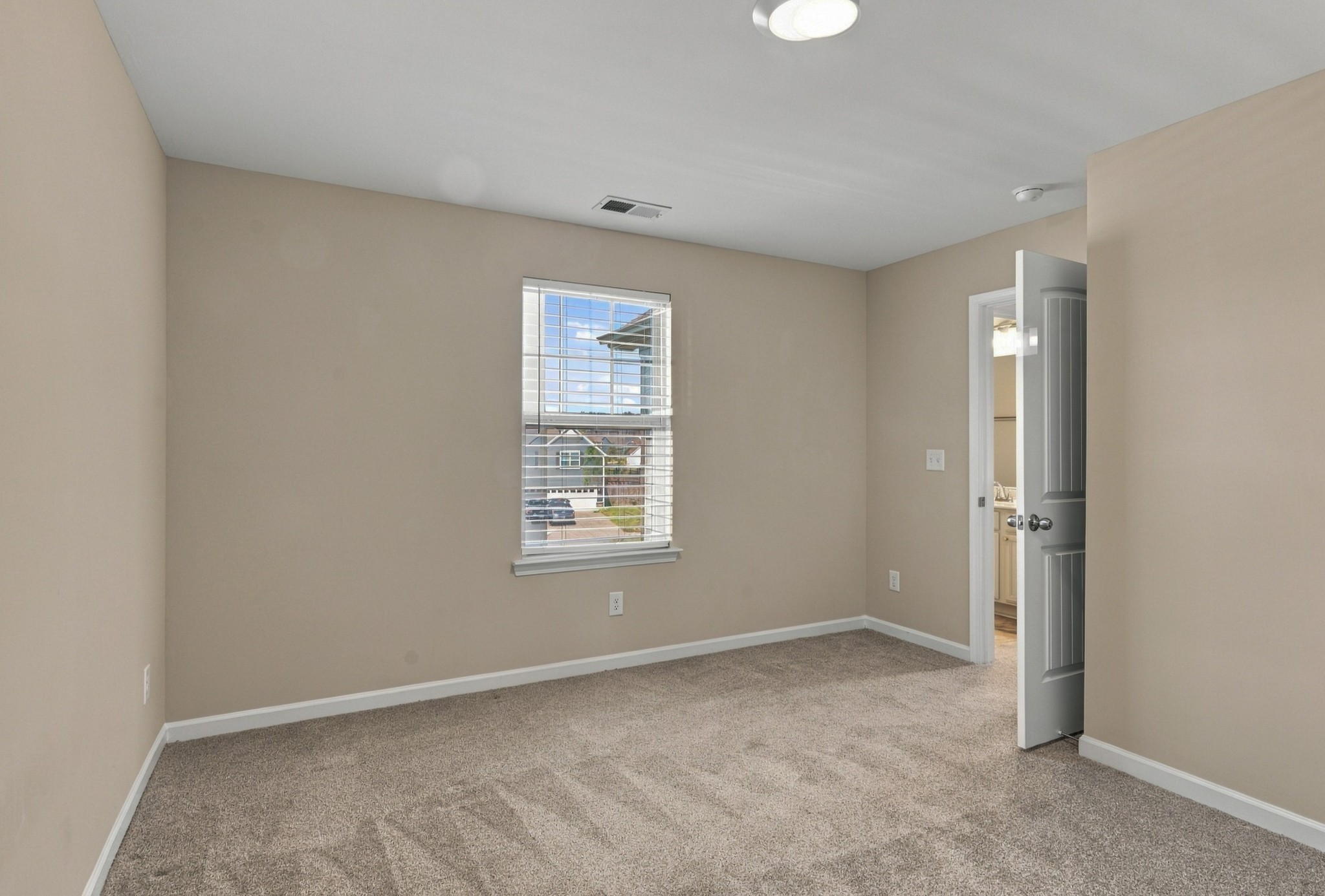 6010 Venable Ct Property Photo 33