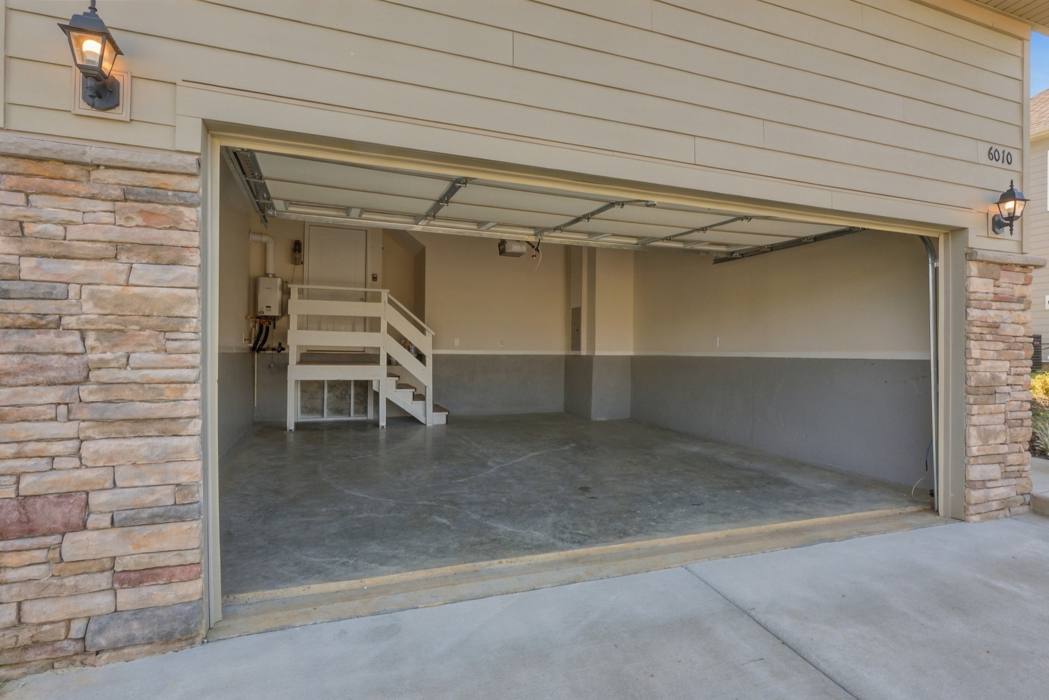 6010 Venable Ct Property Photo 36
