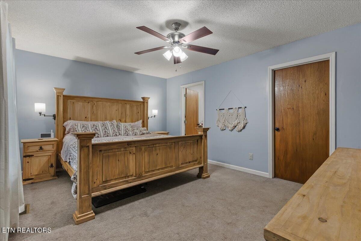 316 Circle R Drive Property Photo 23