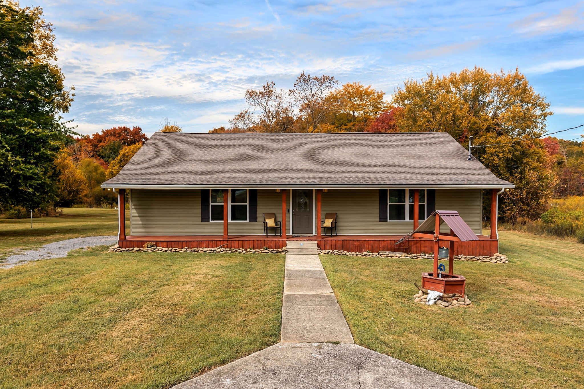 1614 Warner Bridge Rd Property Photo 4
