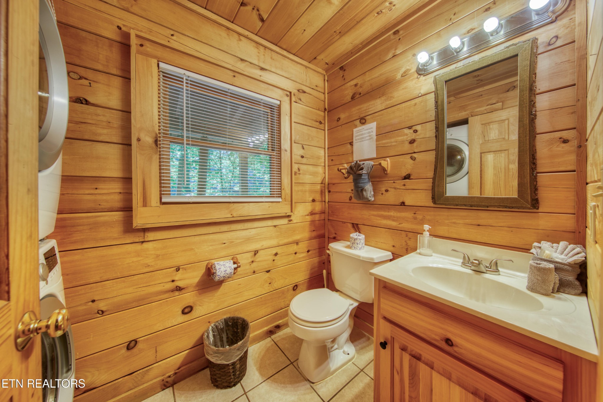 520 Ogle Drive Property Photo 9
