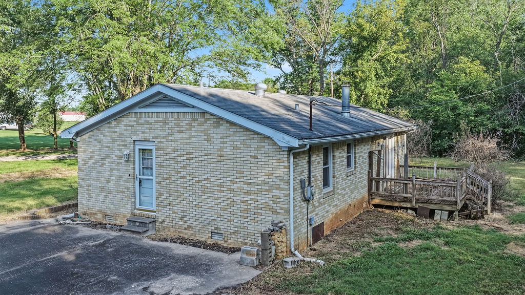 128 School House Rd Property Photo 2