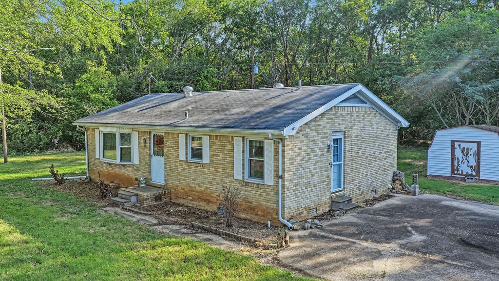 128 School House Rd Property Photo 3