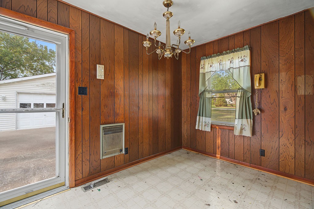 128 School House Rd Property Photo 12