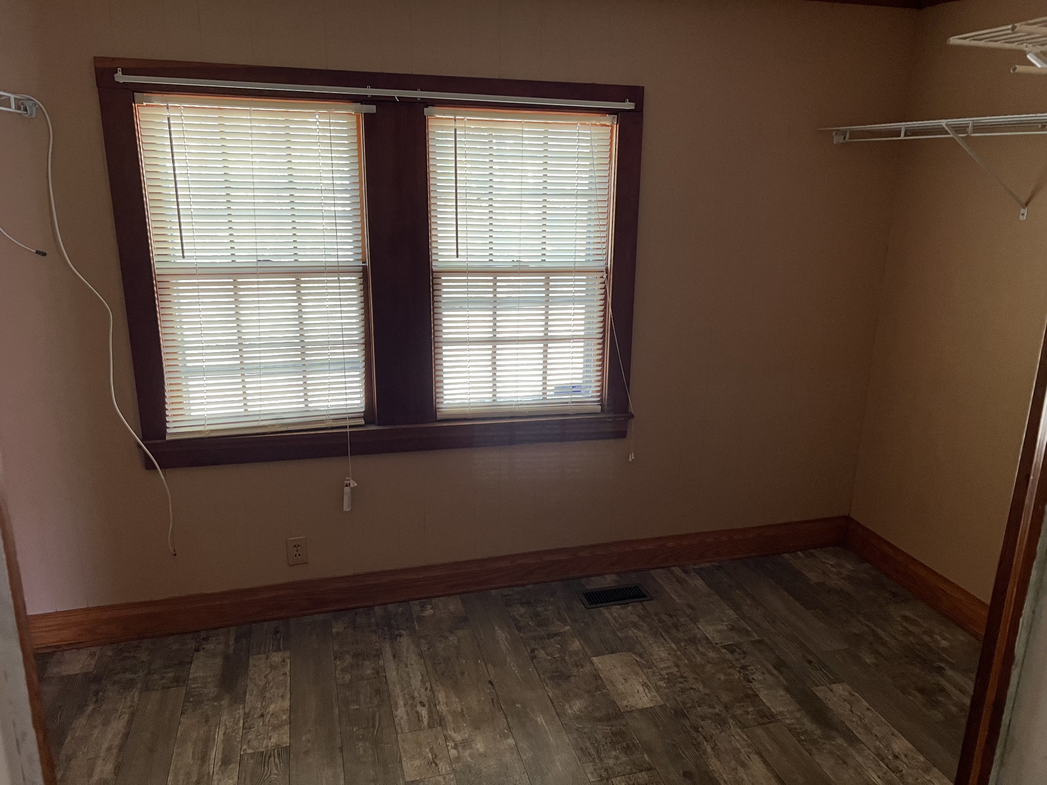 102 Murfreesboro St Property Photo 8