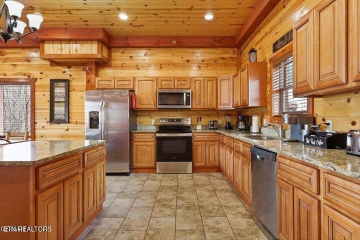 2313 Boulder Way Property Photo 8