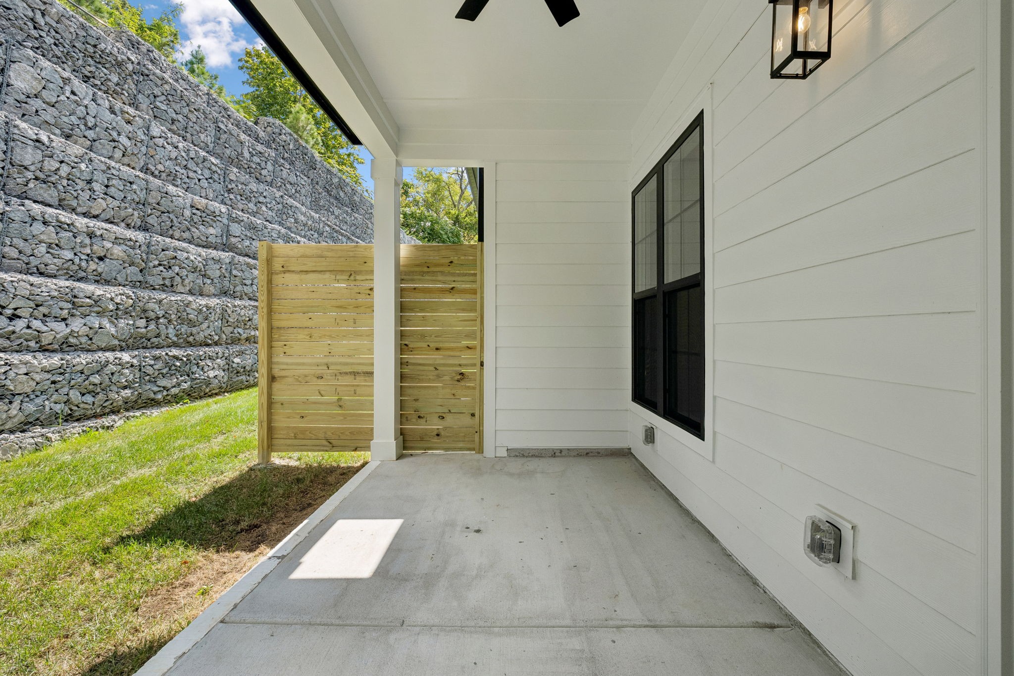 123 Shadow Springs Dr Property Photo 38