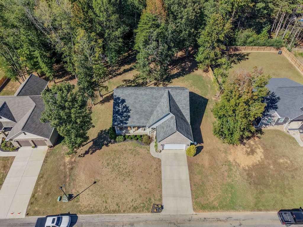 339 Shadows Lawn Dr Property Photo 39