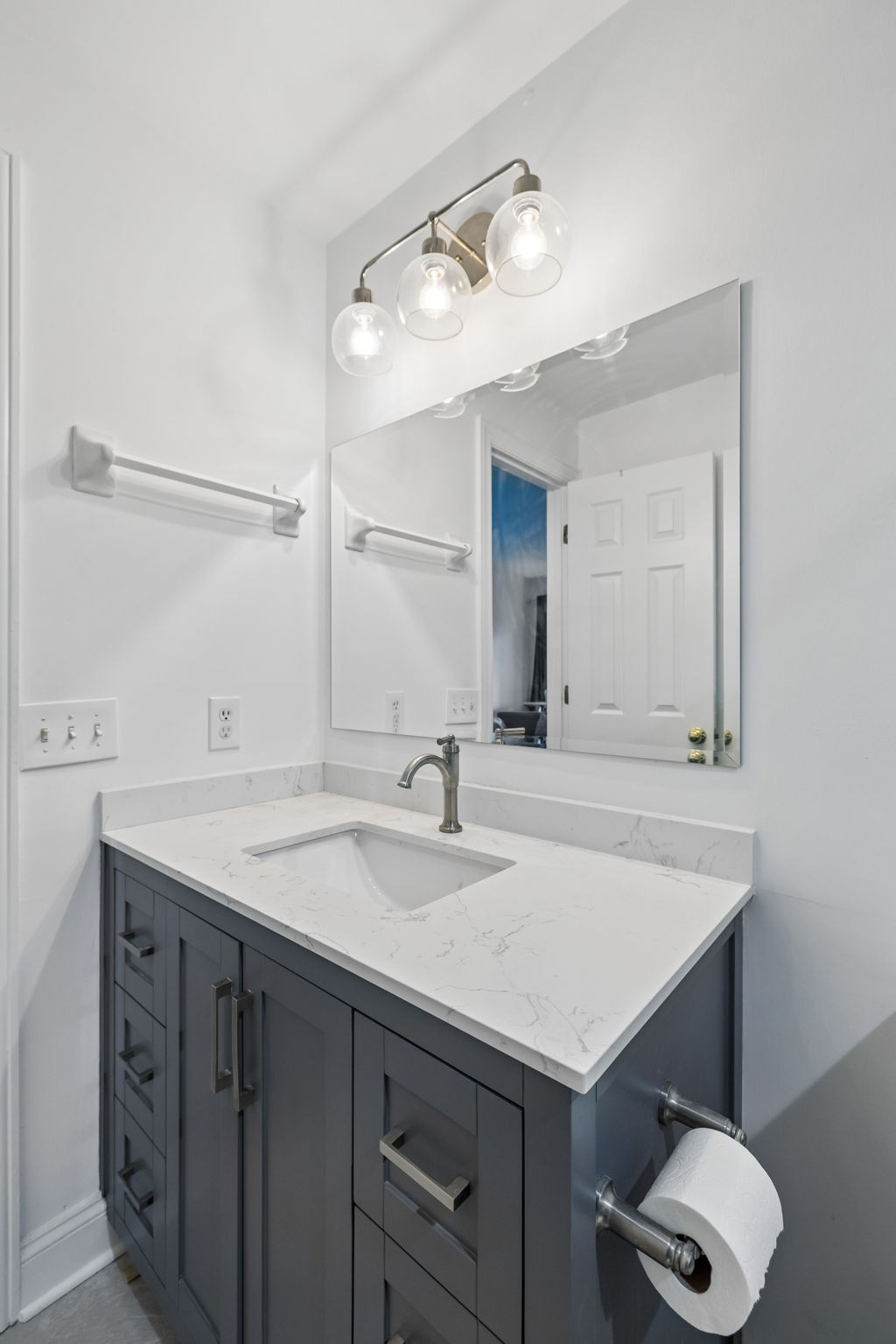 243 Boxmere Pl Property Photo 15