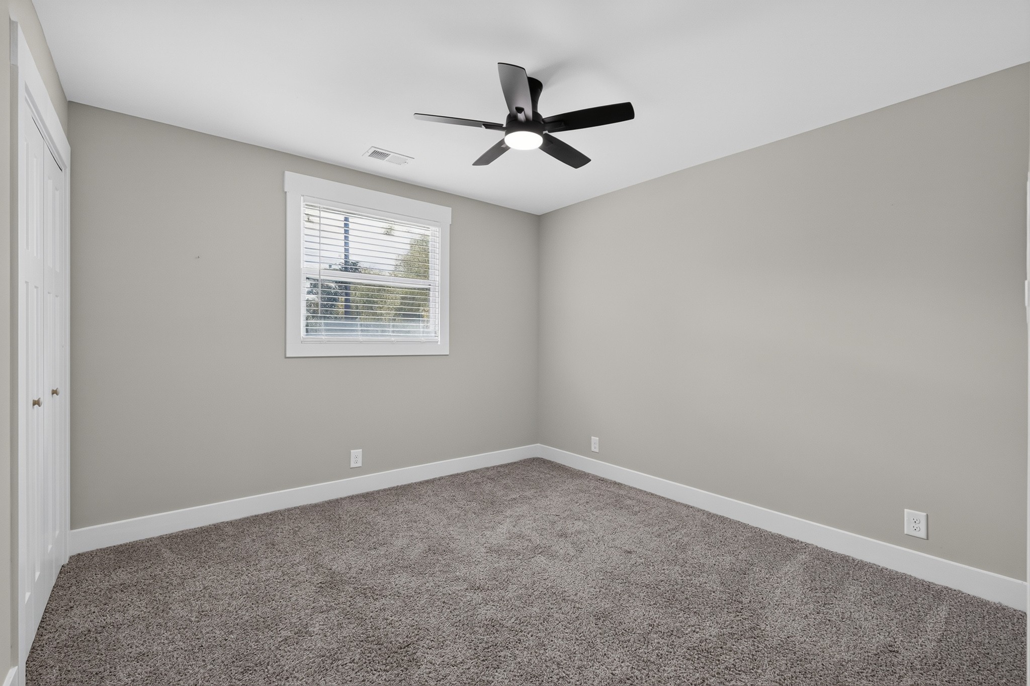4893 Rainer Dr Property Photo 30