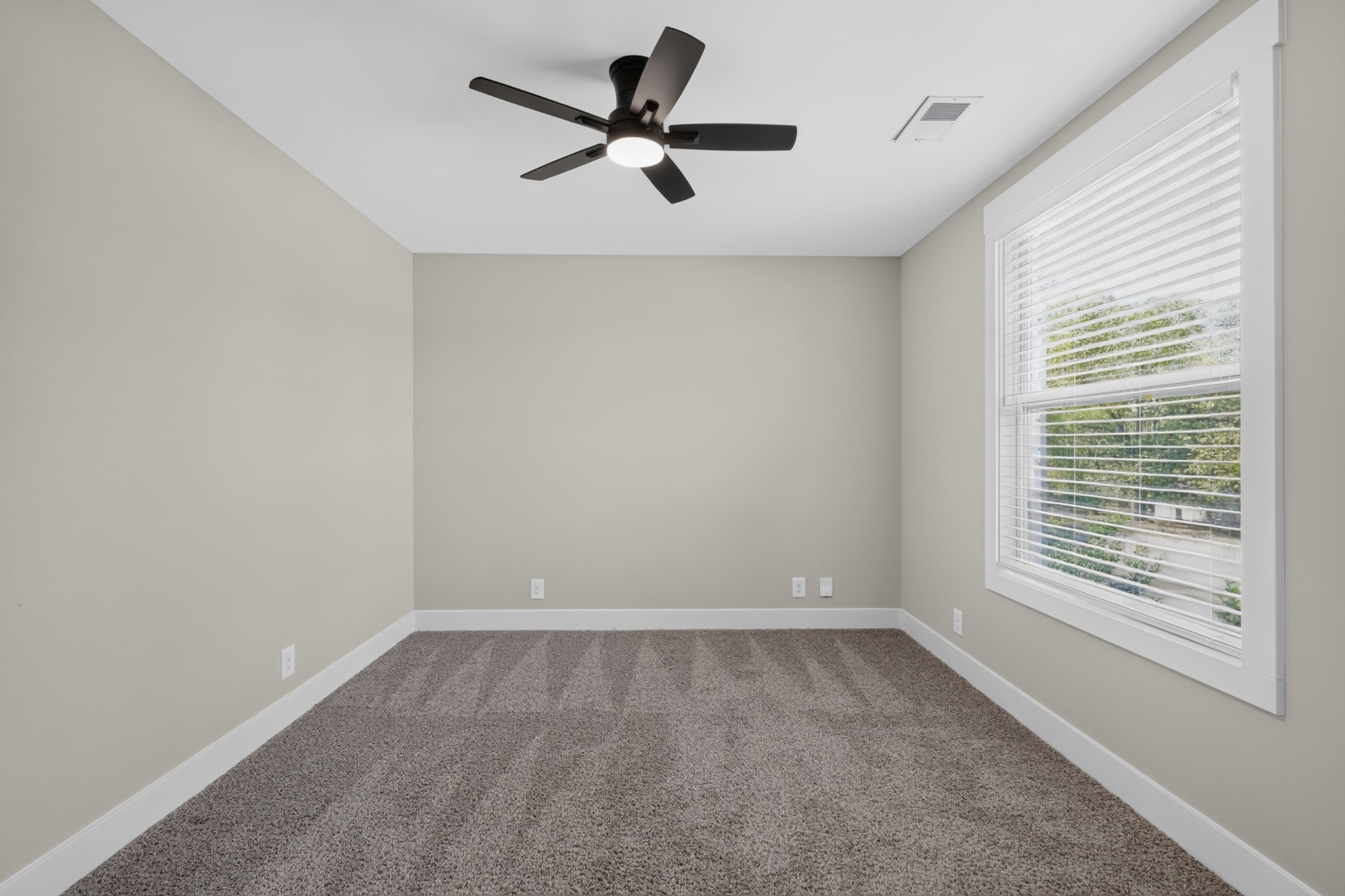 4893 Rainer Dr Property Photo 31