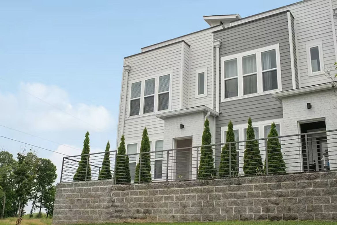 500 Creative Way Property Photo 1