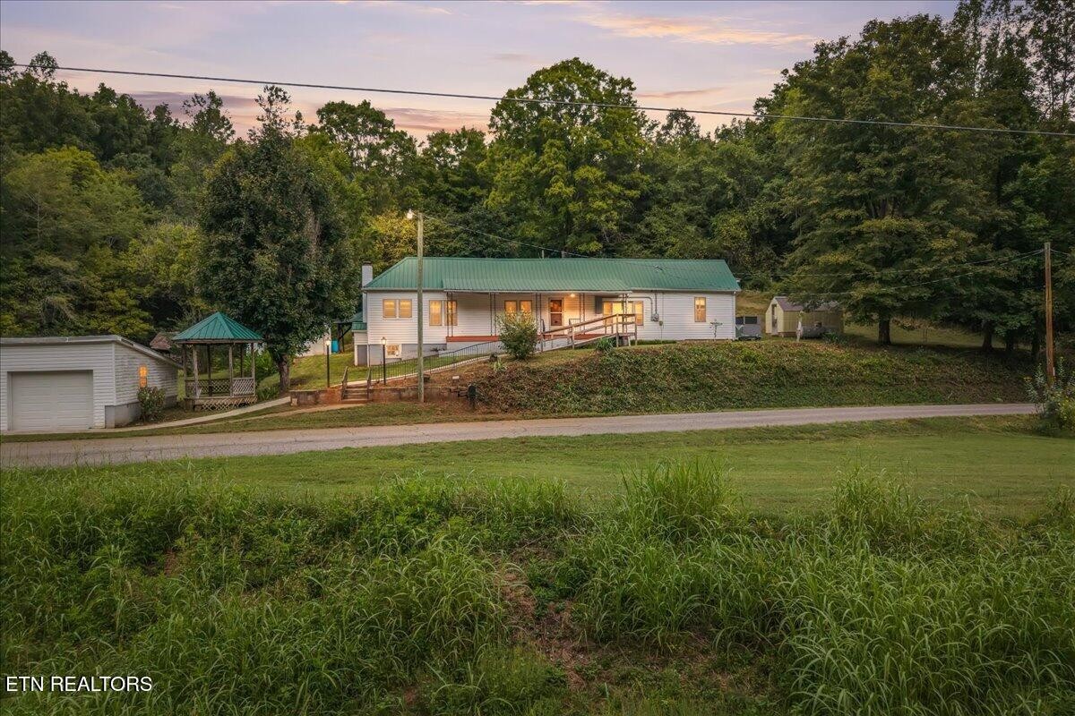 1352 Wilson Station Rd Property Photo 1
