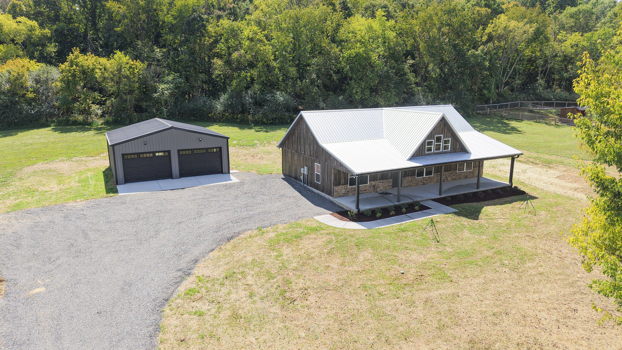 2900 Highway 10 Property Photo 1