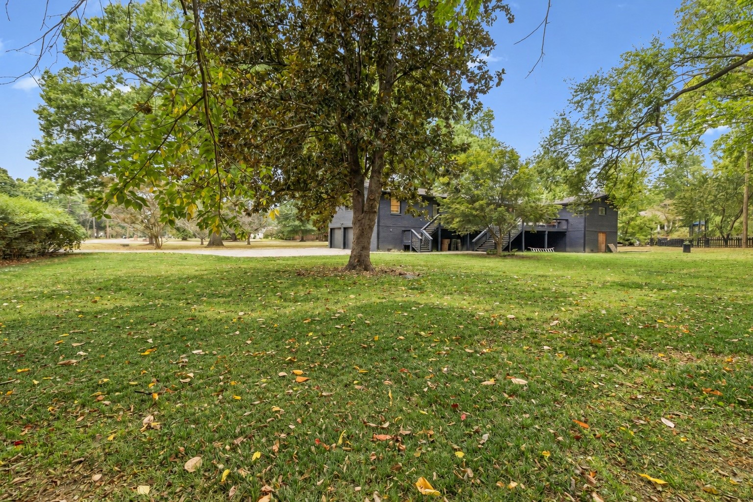1900 Rosewood Valley Dr Property Photo 51