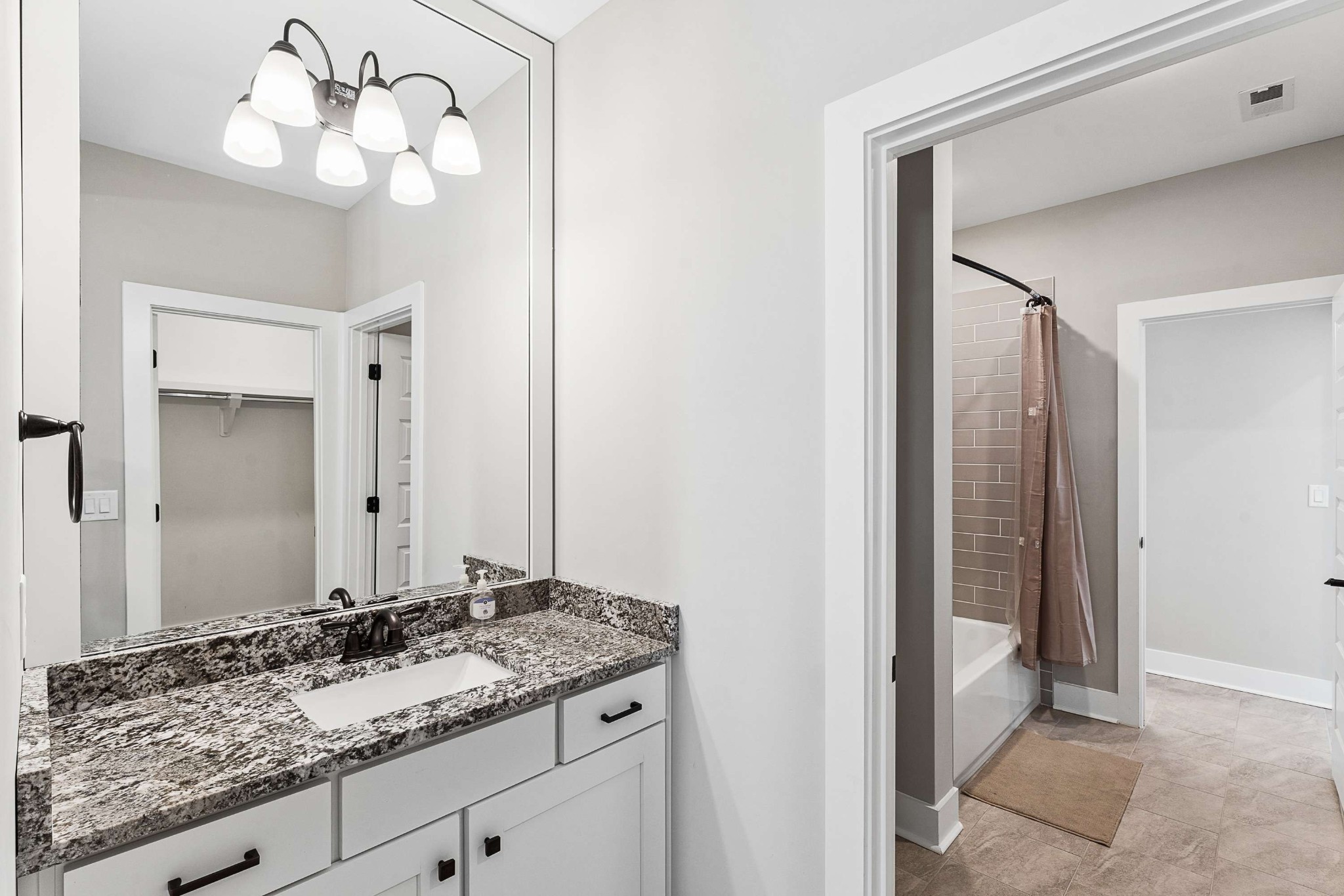 6401 High Top Ct Property Photo 39