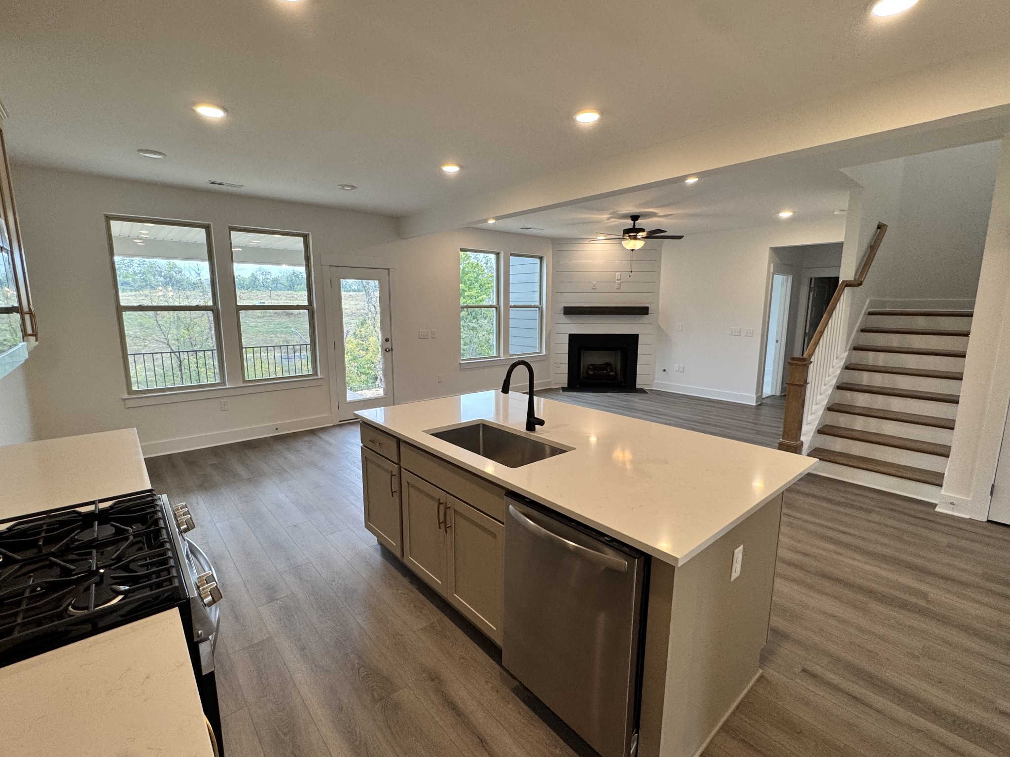 103 Barnwood Rd Property Photo 3