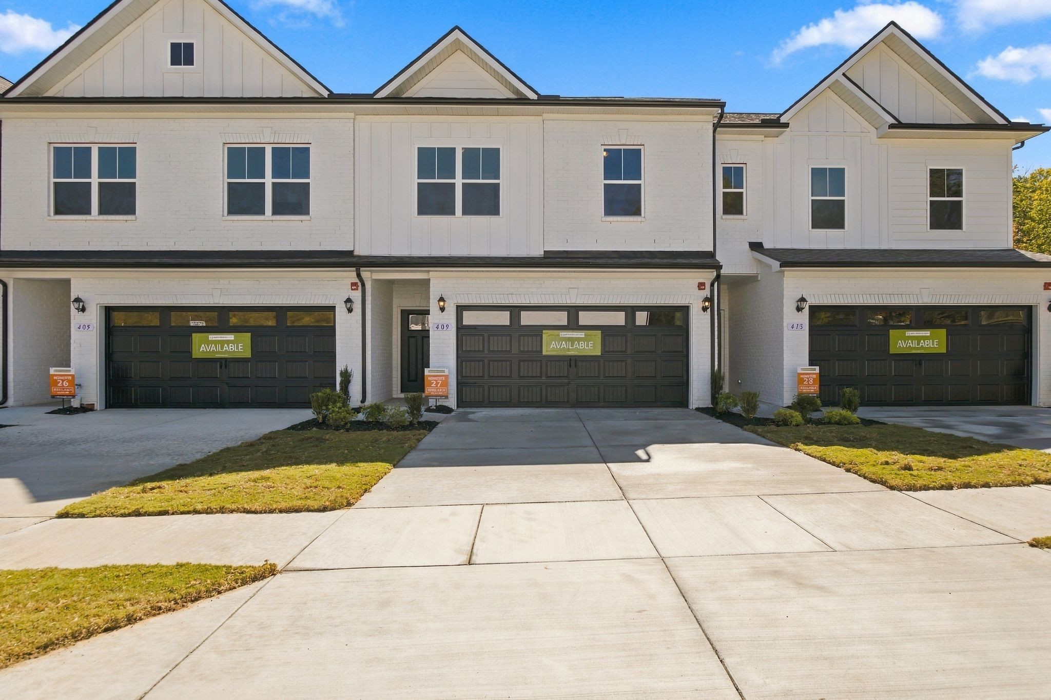 409 Kingsbury Drive Property Photo 1