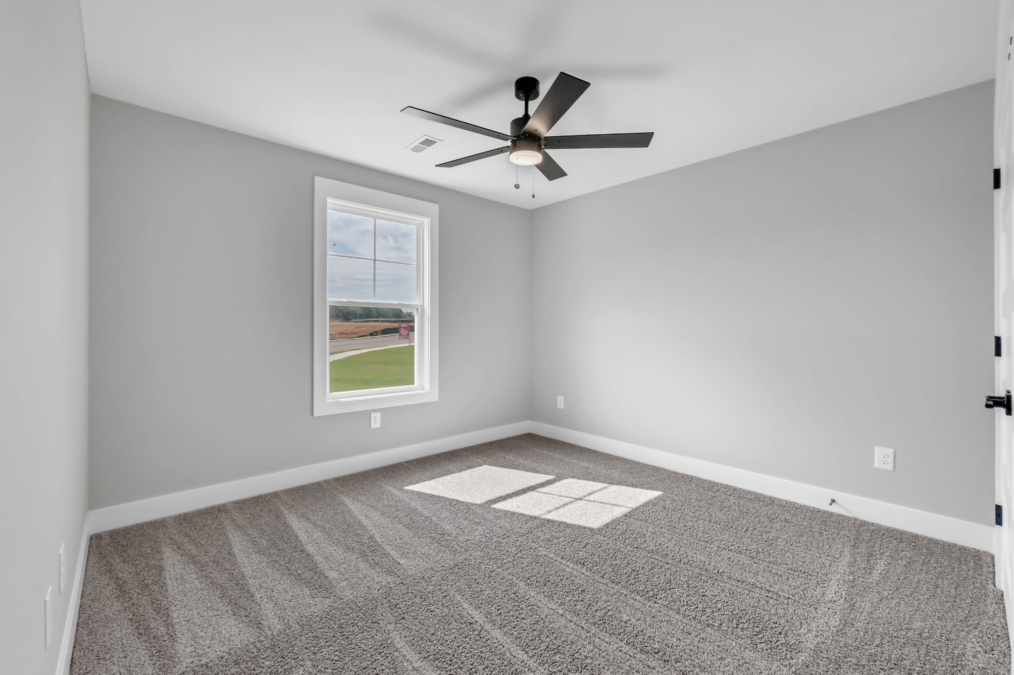 369 Idell Ct Property Photo 20
