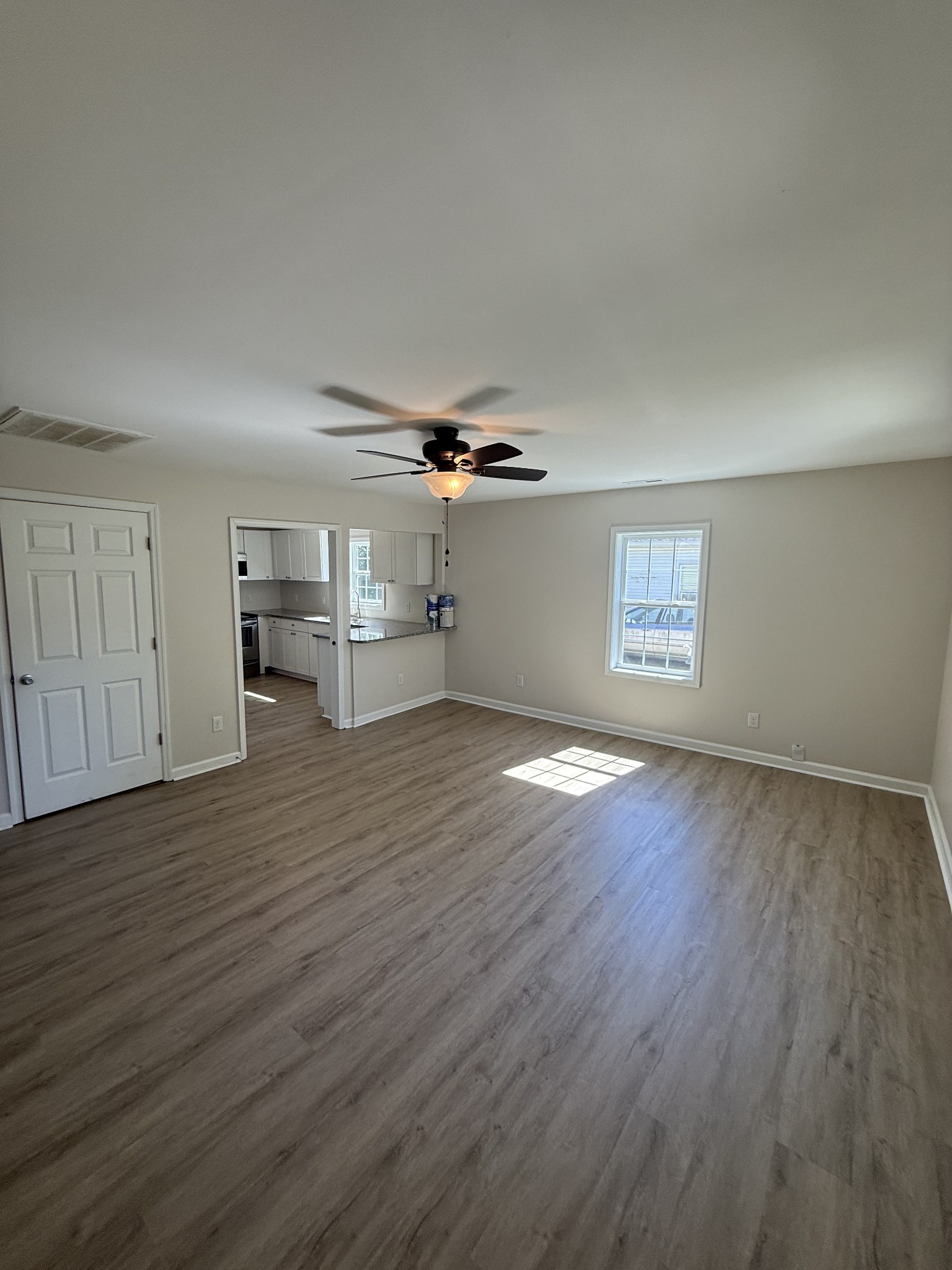 201 Dollar Ave Property Photo 6