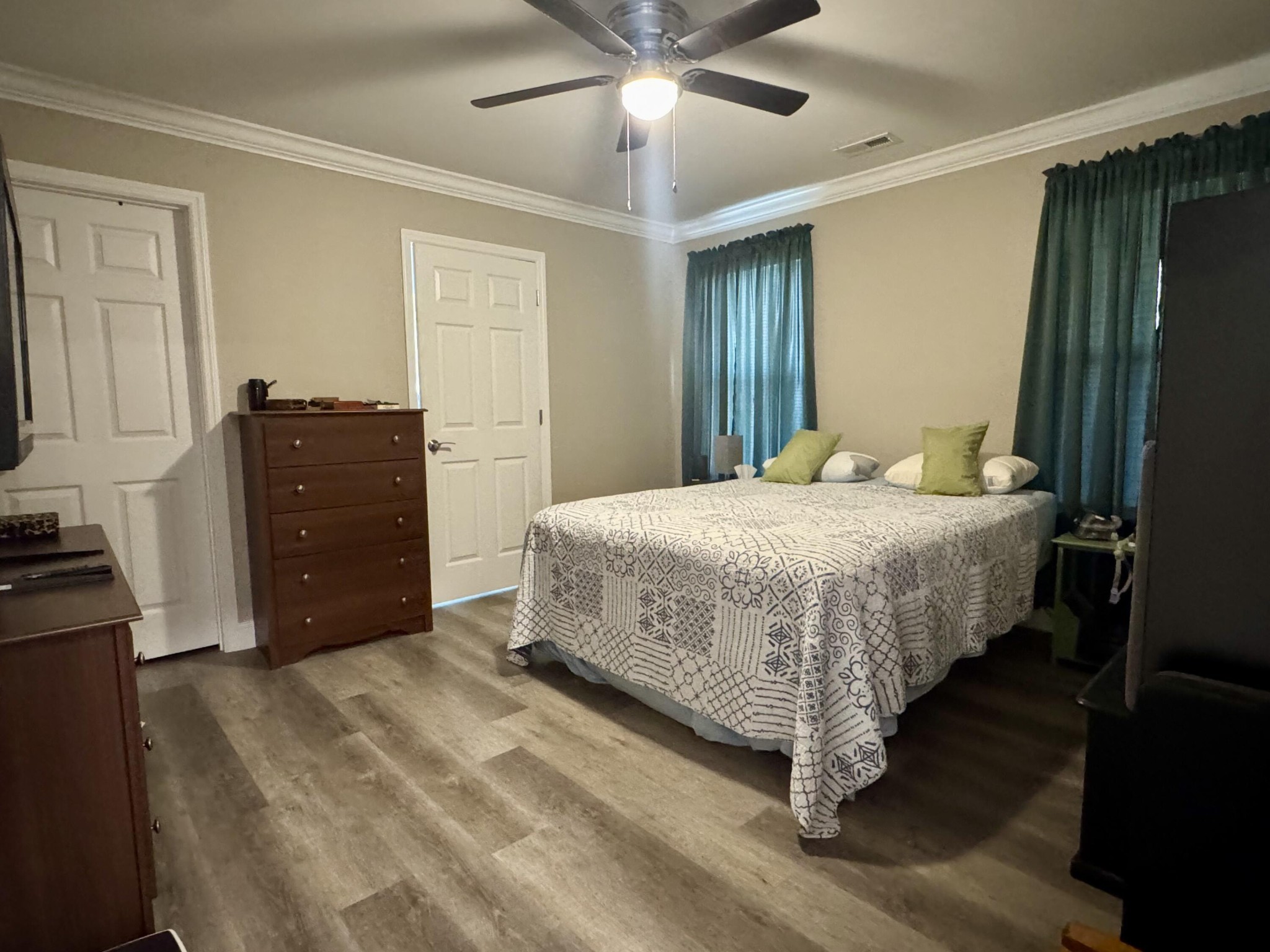 1663 Welcome Valley Road Property Photo 12