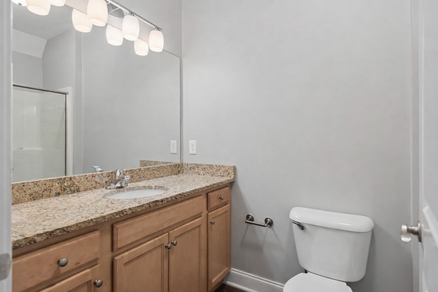 3120b Long Blvd Property Photo 8