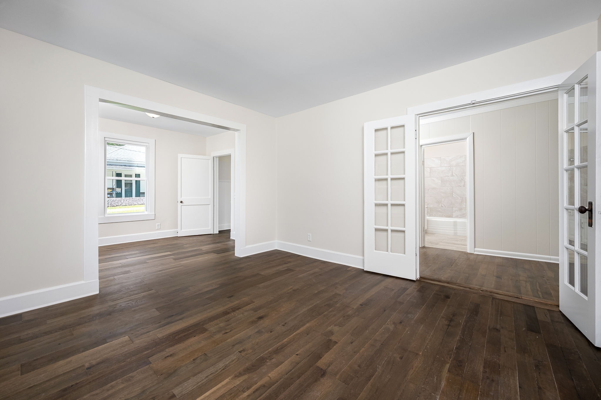 112 Re Davenport Ave Property Photo 8