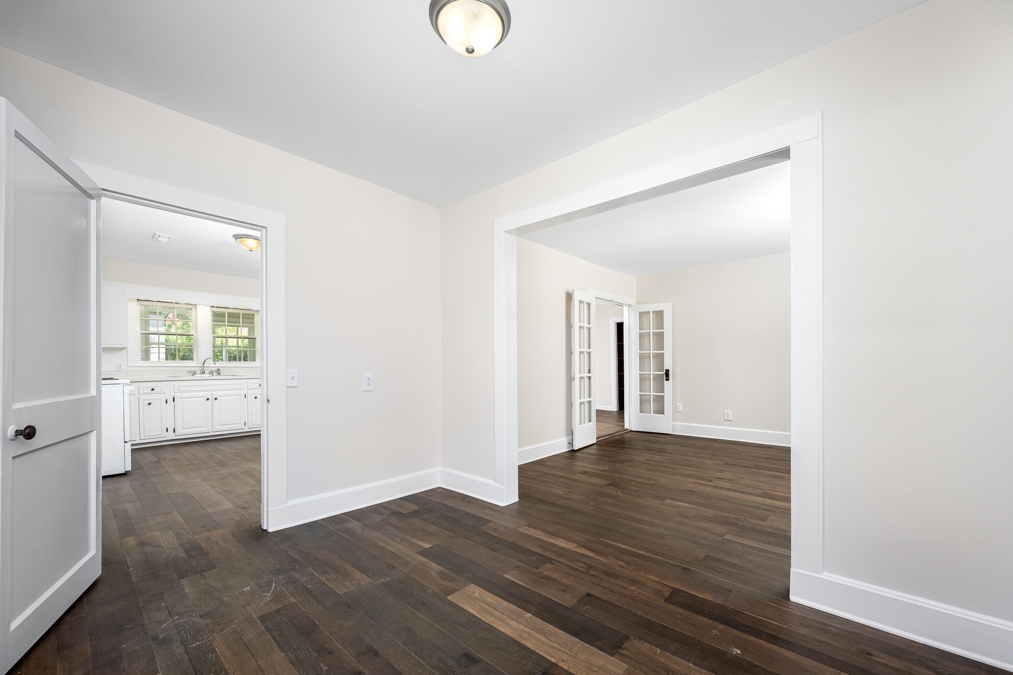 112 Re Davenport Ave Property Photo 15