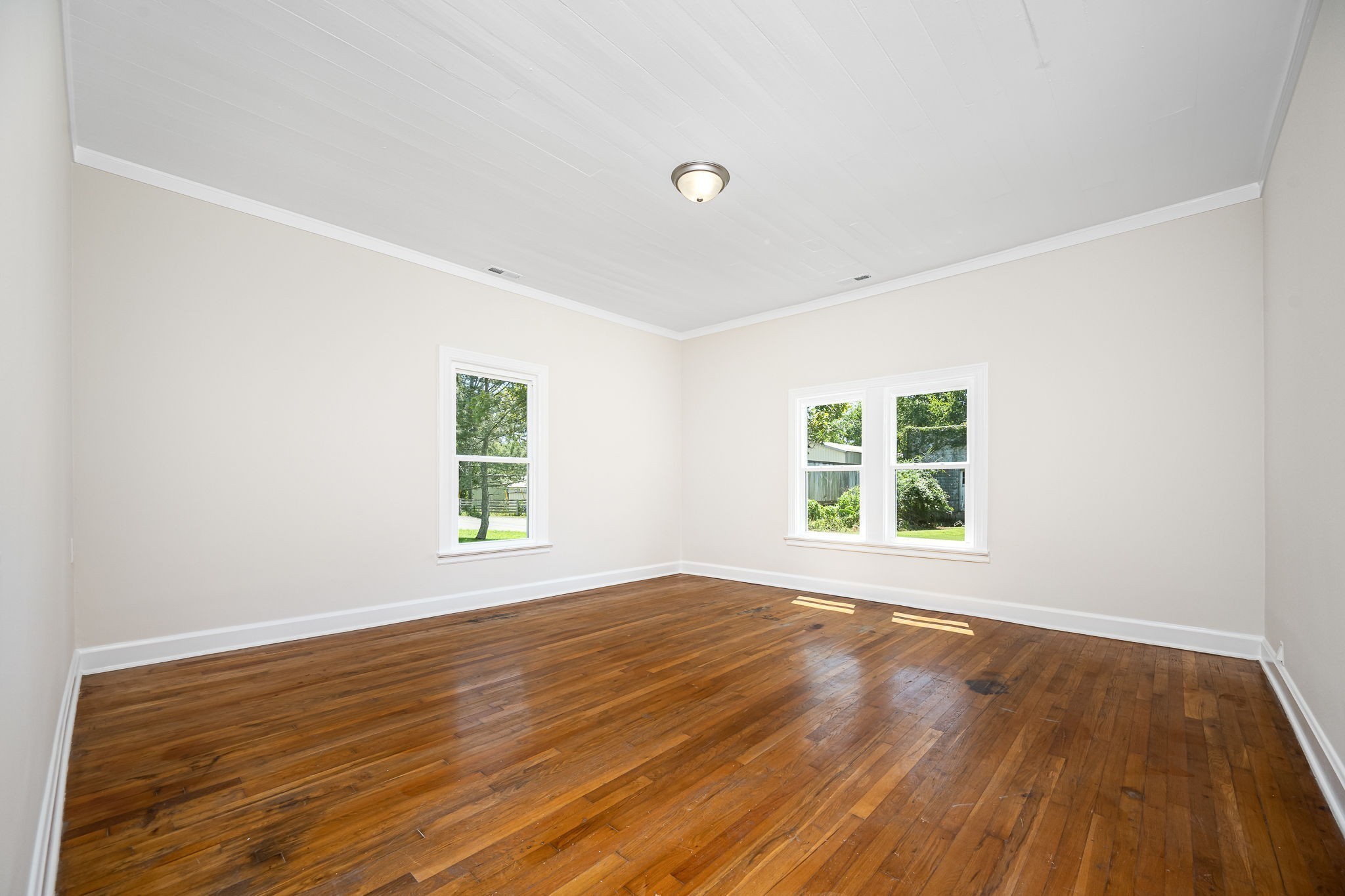 112 Re Davenport Ave Property Photo 23