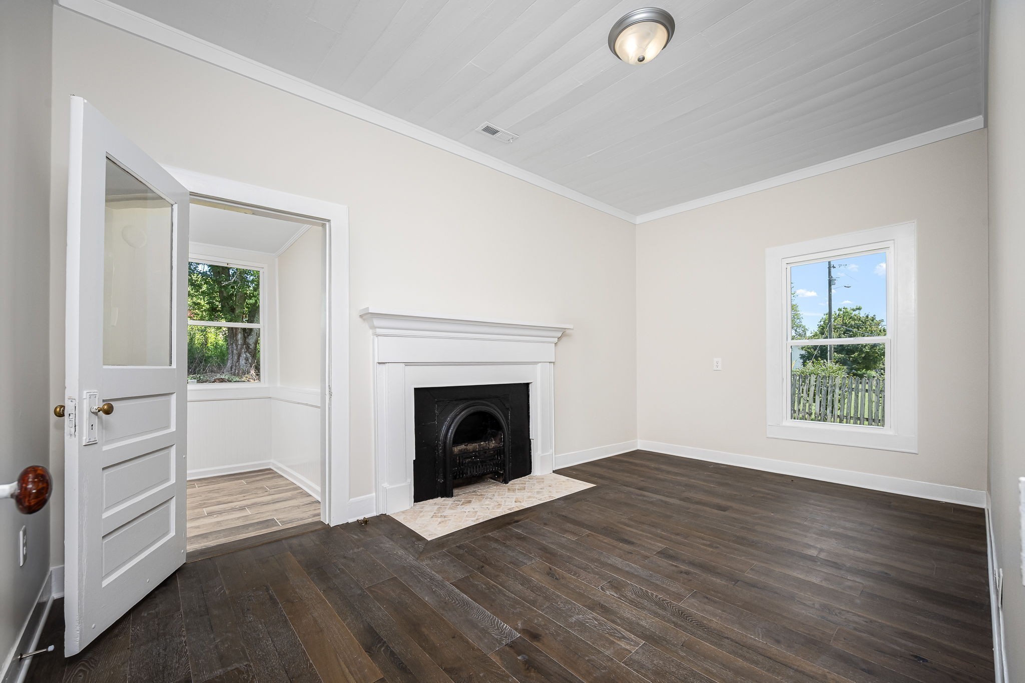 112 Re Davenport Ave Property Photo 26