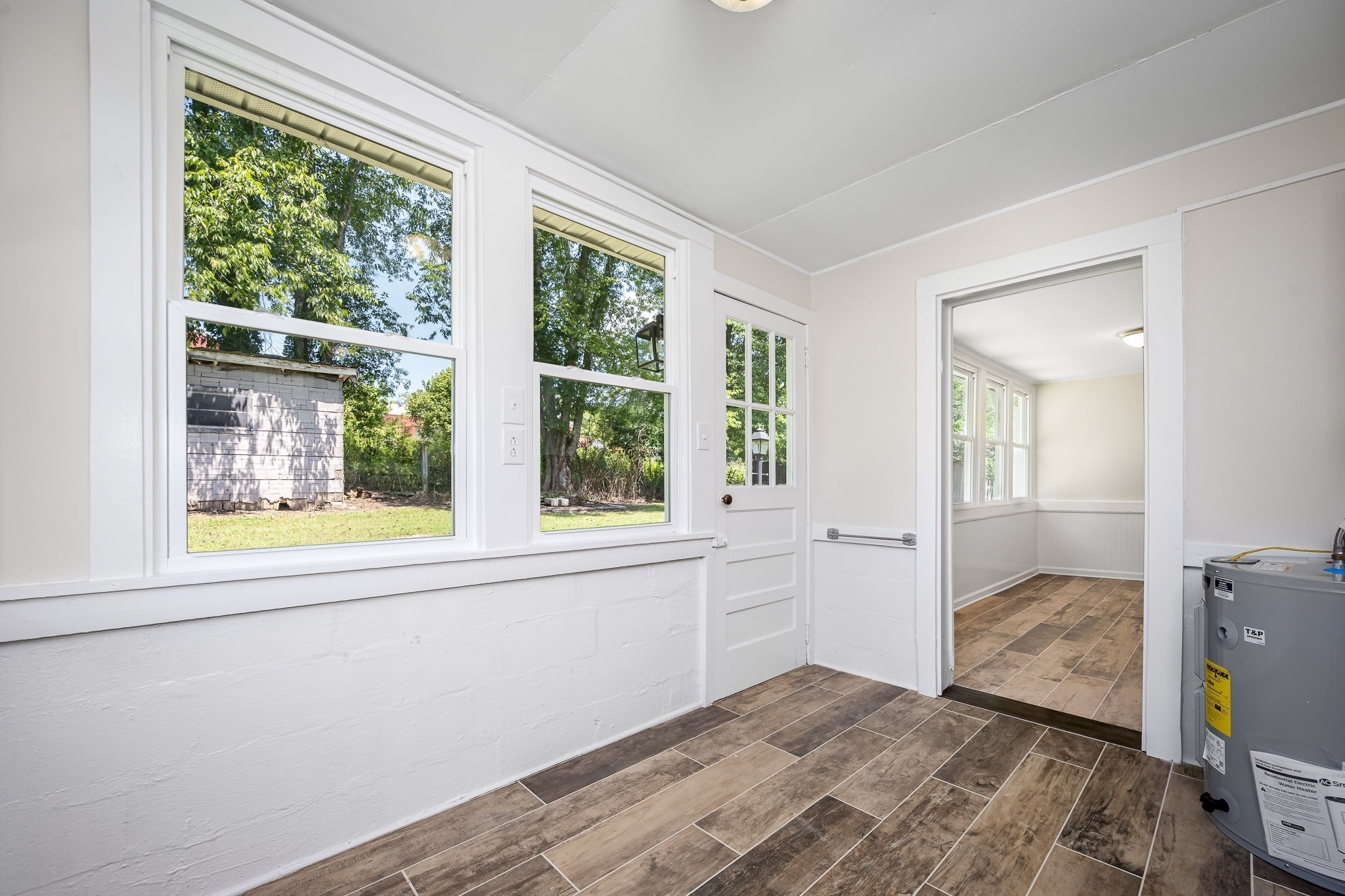 112 Re Davenport Ave Property Photo 33