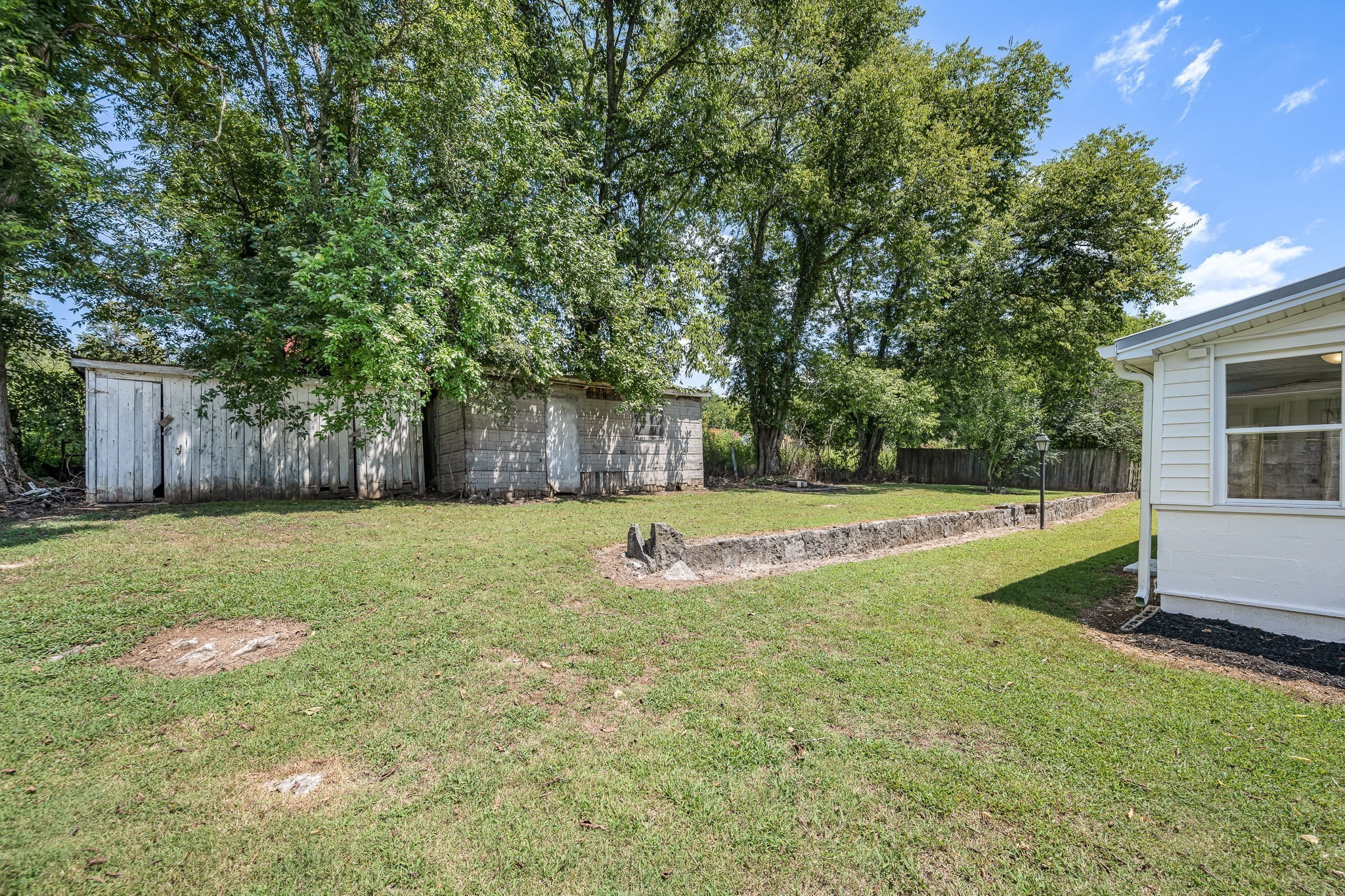 112 Re Davenport Ave Property Photo 38