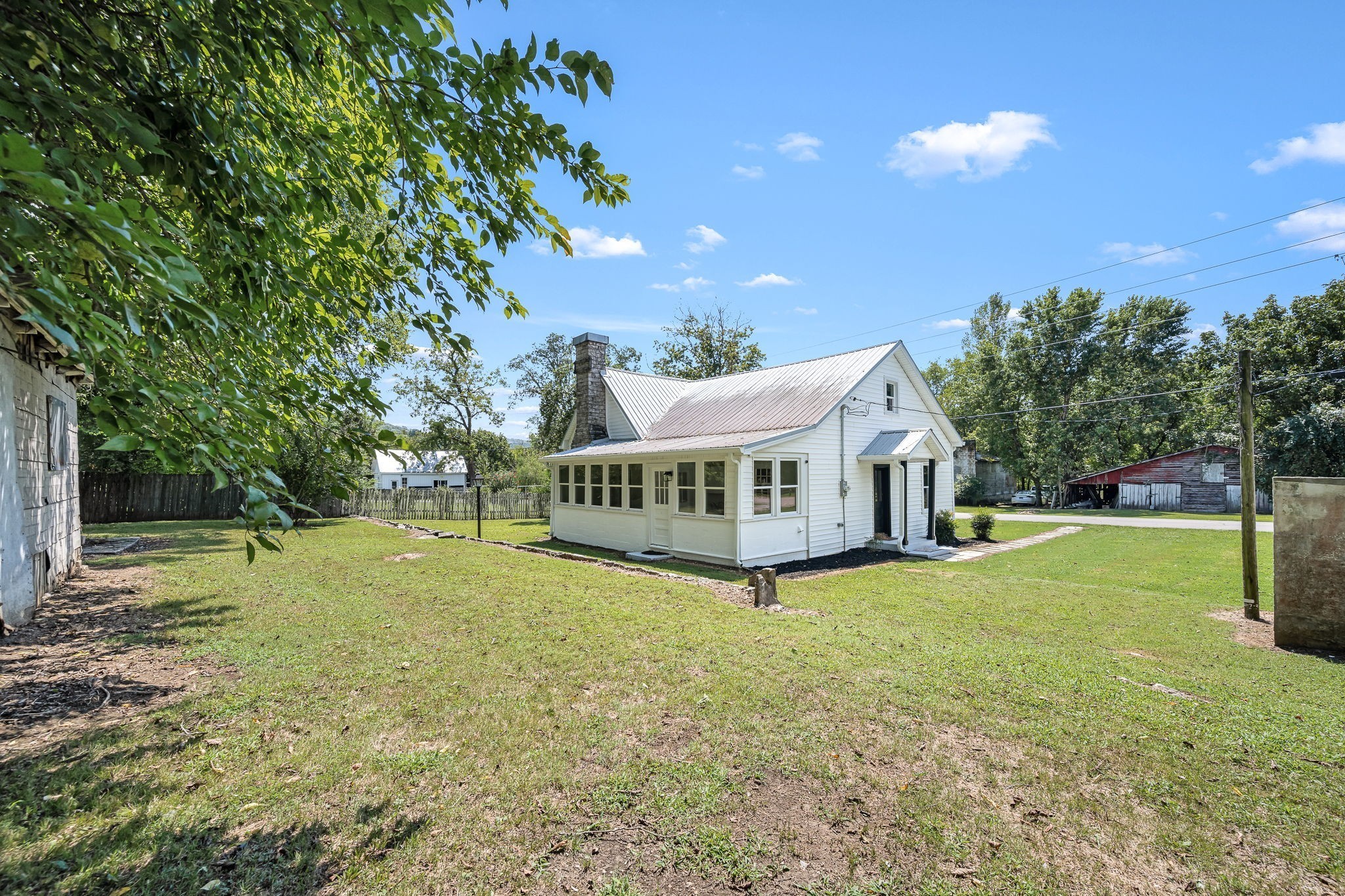 112 Re Davenport Ave Property Photo 39