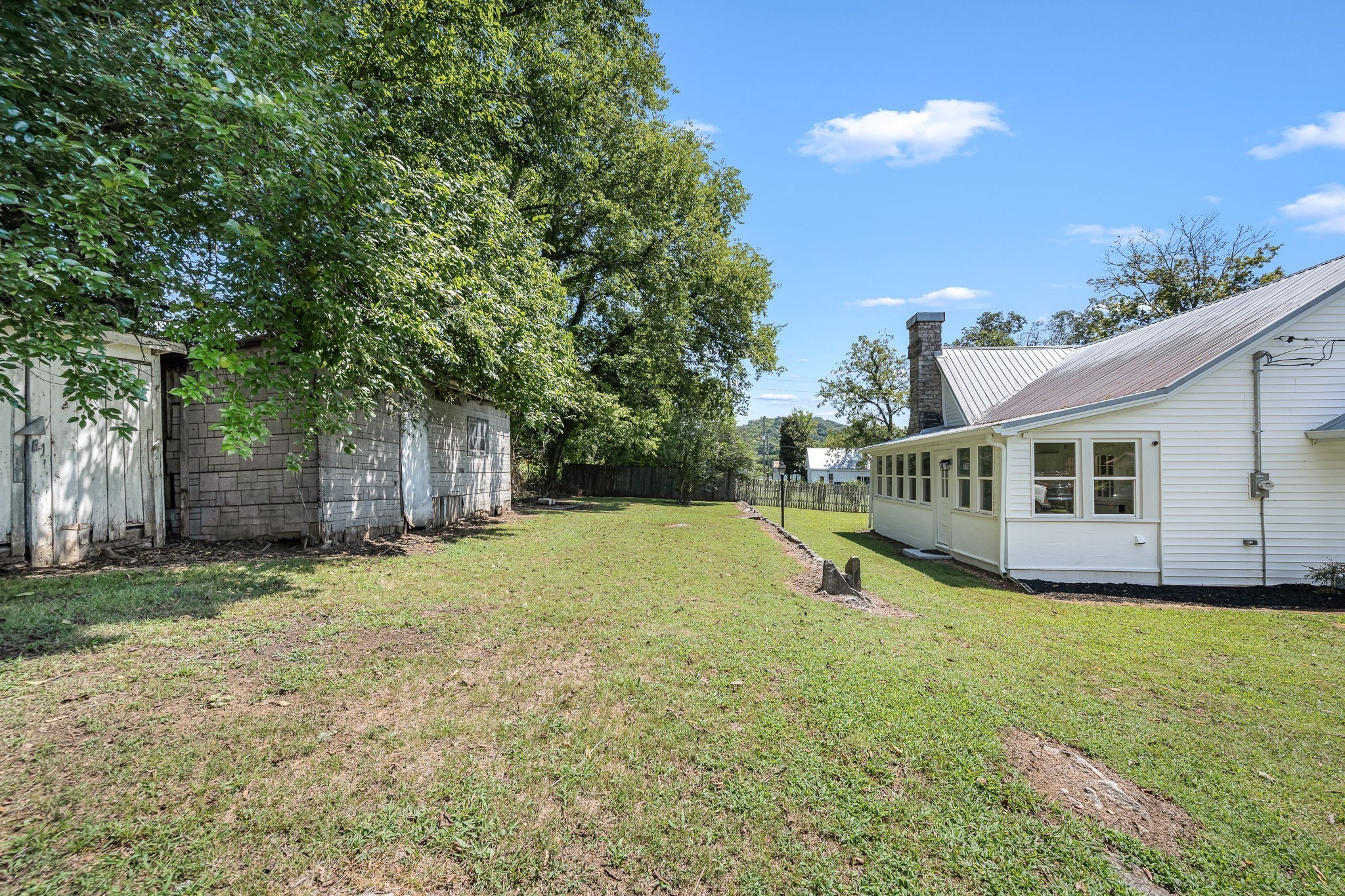 112 Re Davenport Ave Property Photo 40