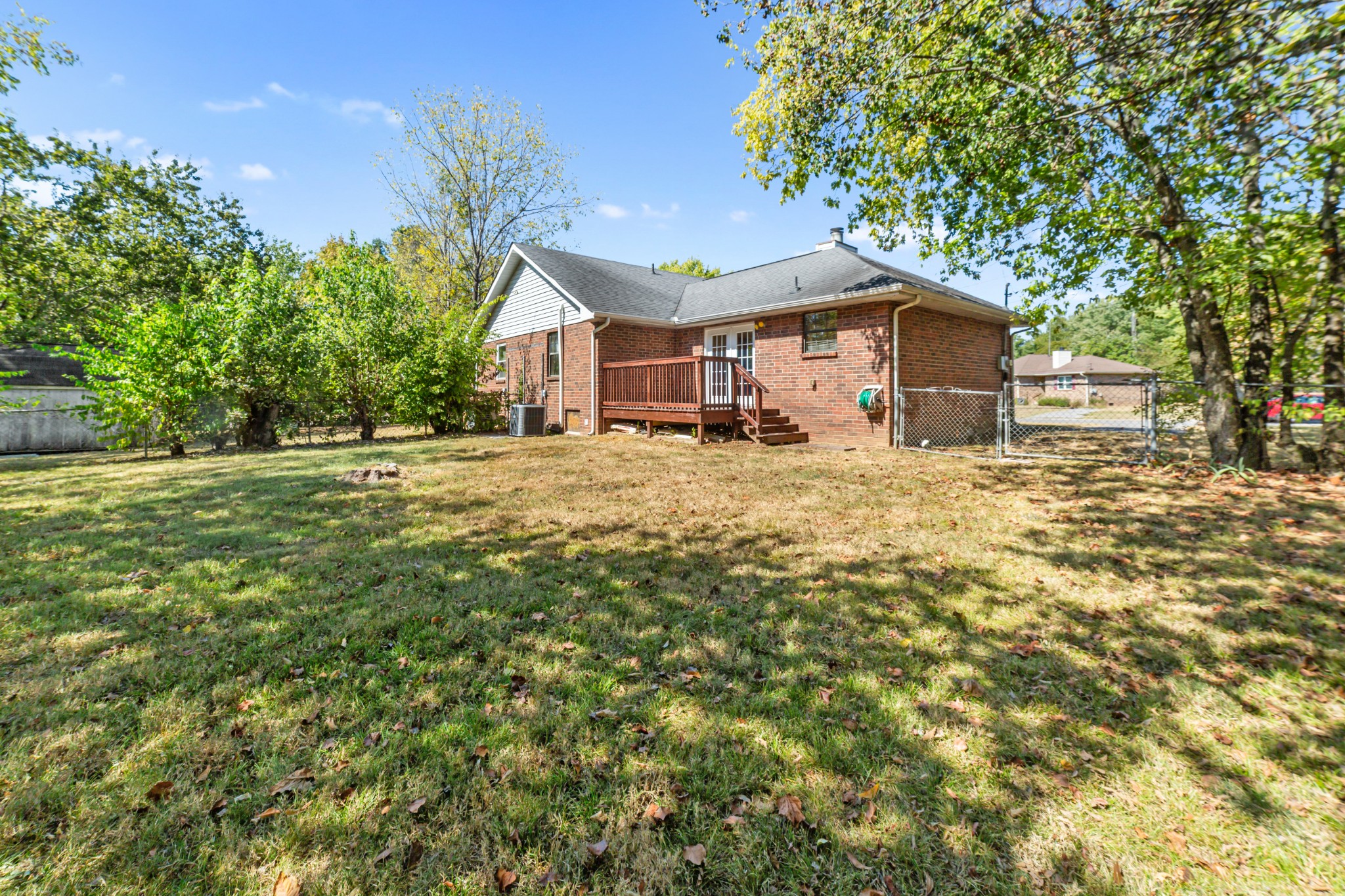 4617 Woodview Cir Property Photo 11