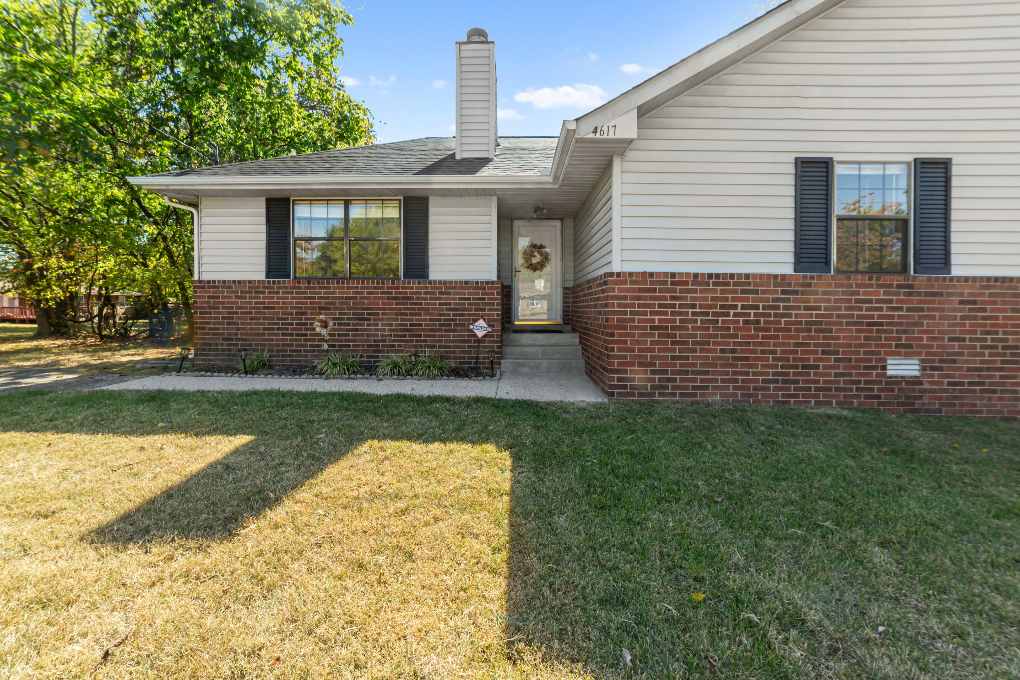 4617 Woodview Cir Property Photo 16
