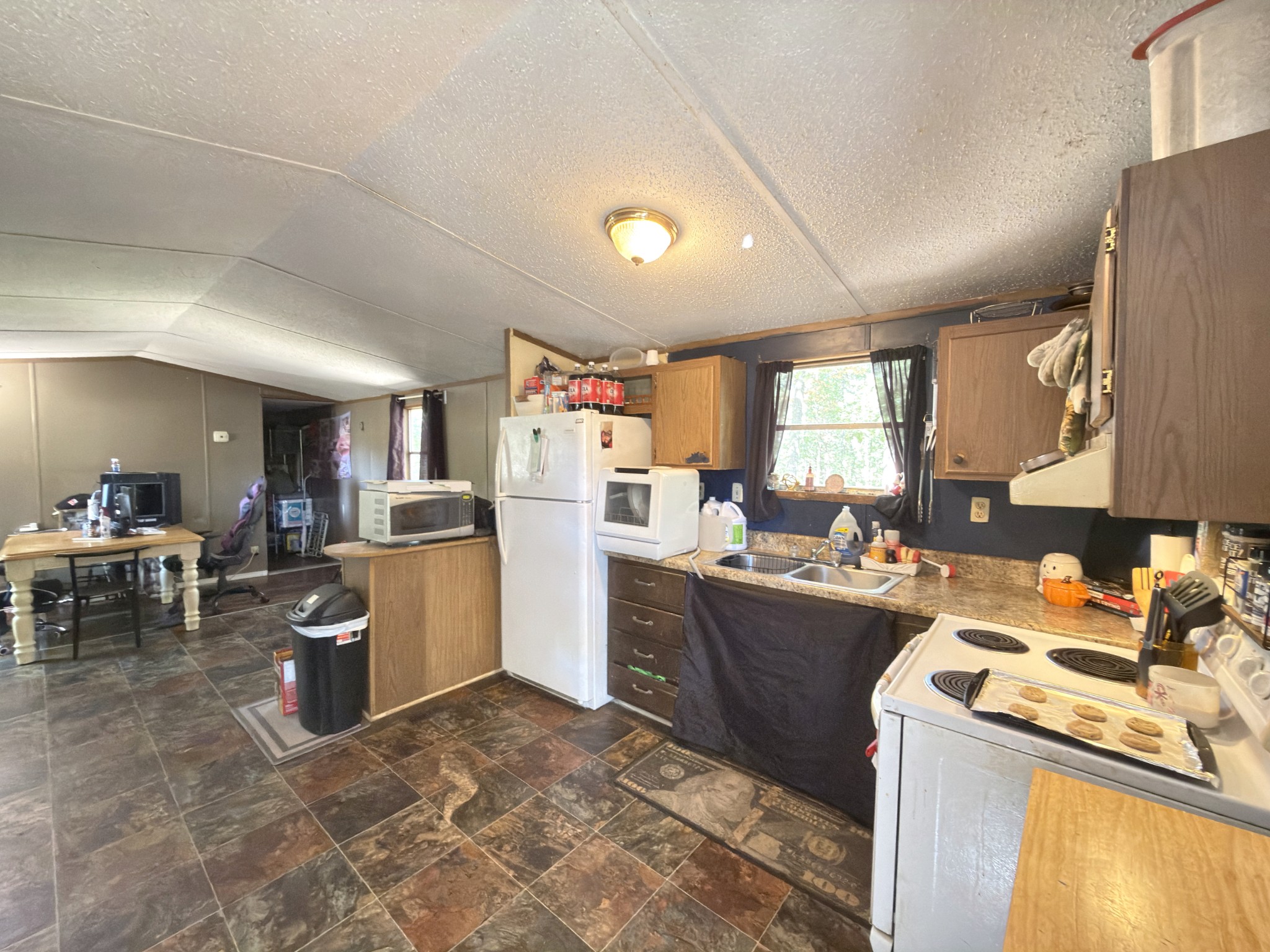 1636 Old Highway 18 Property Photo 7