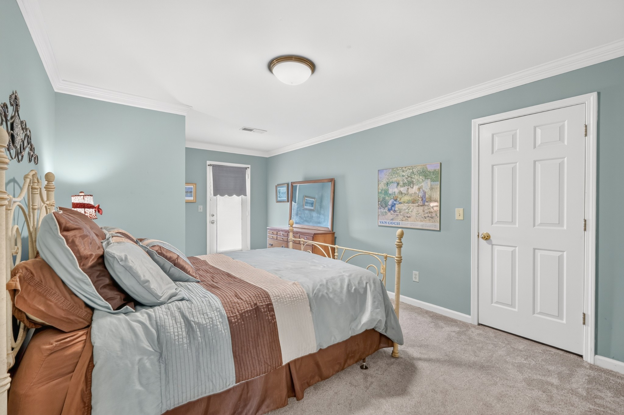 6040 Manor Pl Property Photo 52