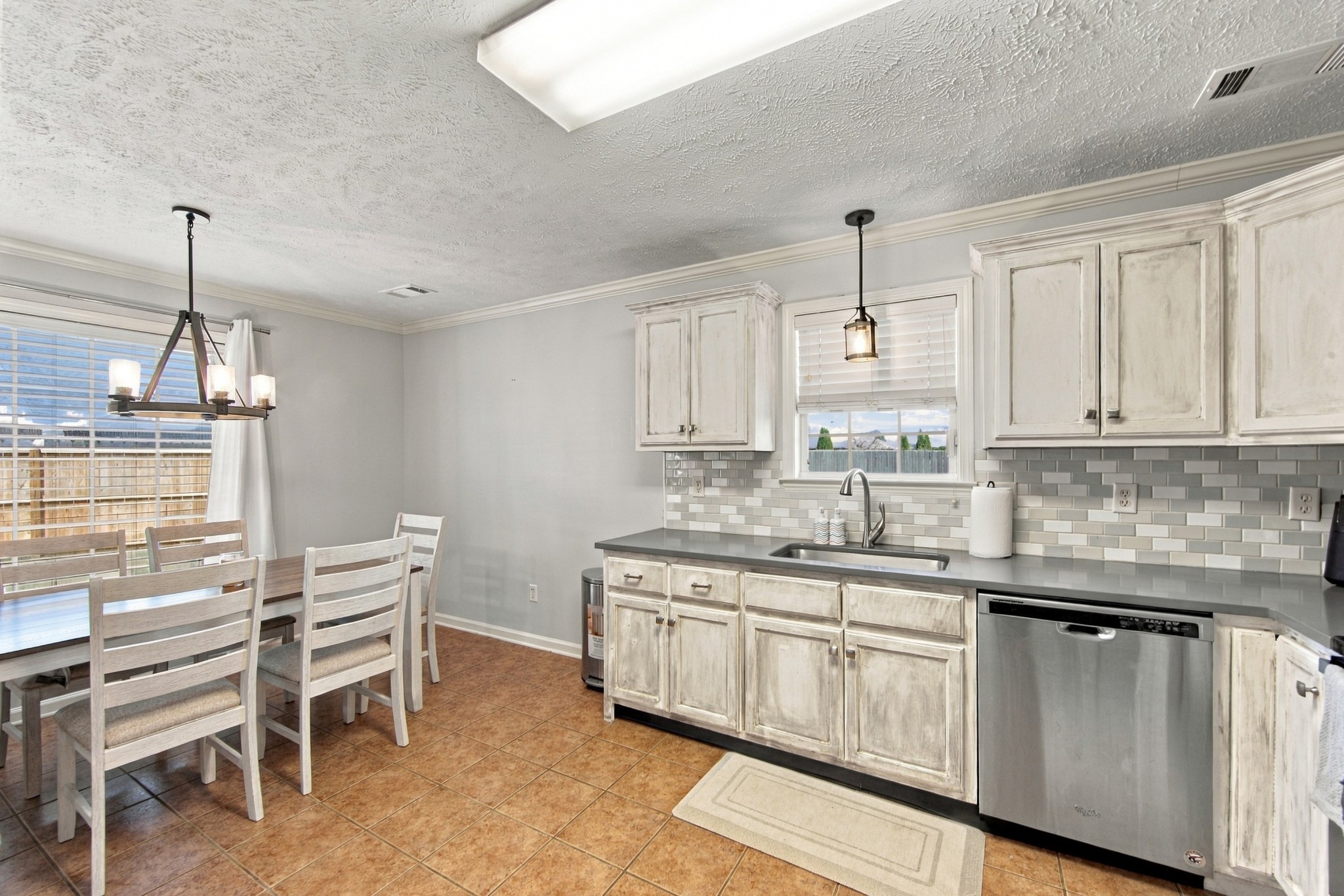156 Juno Cv Property Photo 5